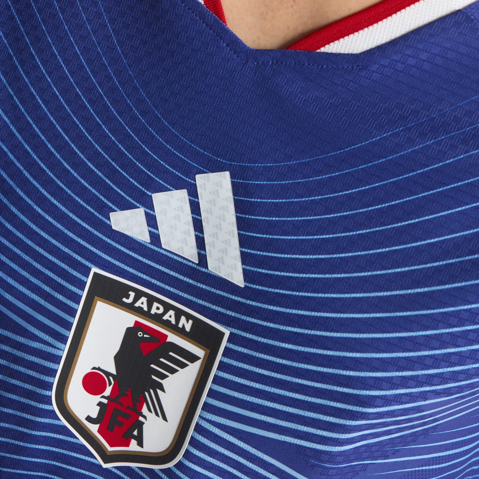Adidas Mens Japan 26/27 Home Authentic Football Jersey - Image 4