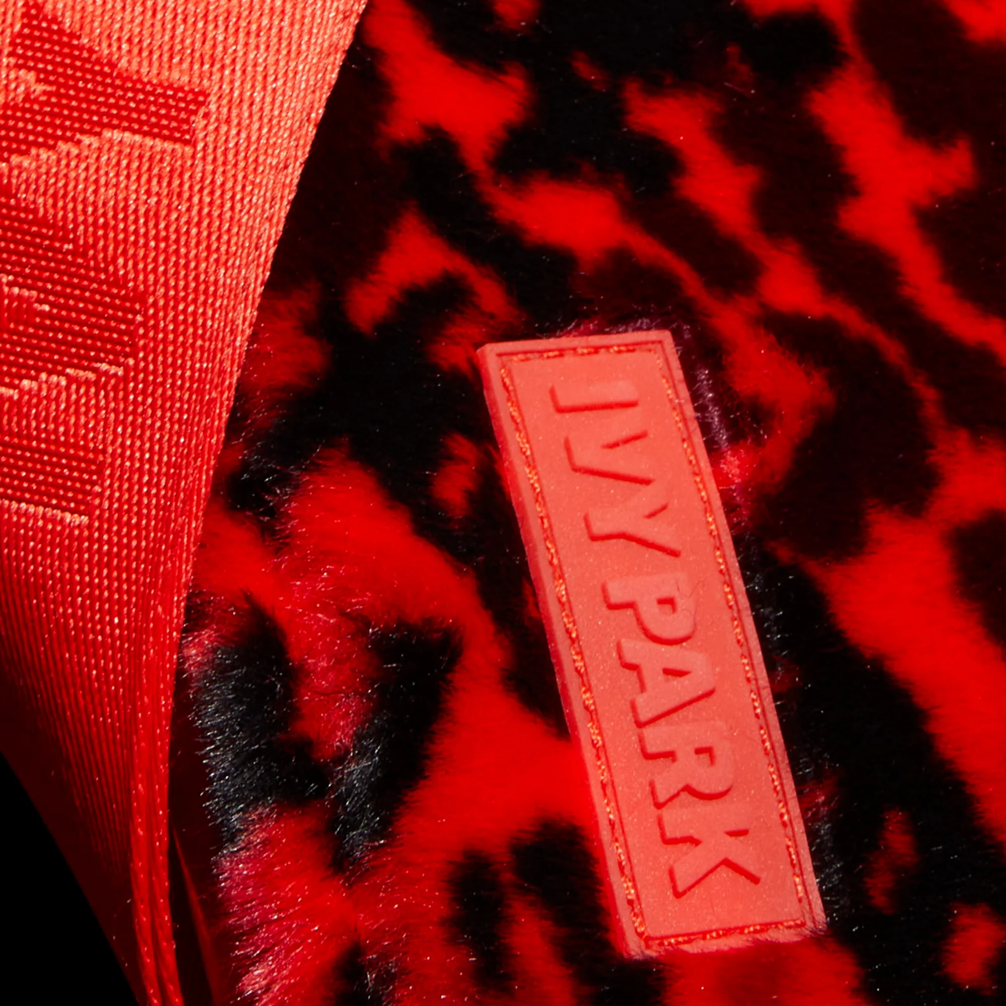 Adidas x Ivy Park Clutch 'Red/Shock Pink' - Image 4
