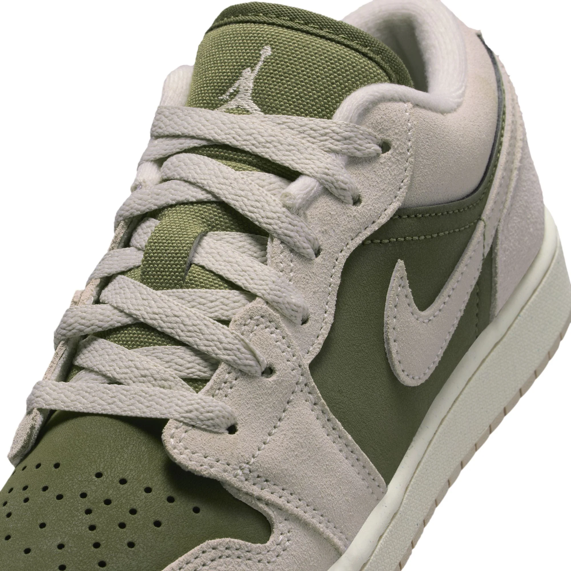 Air Jordan 1 Kids Low SE Shoes - Image 4