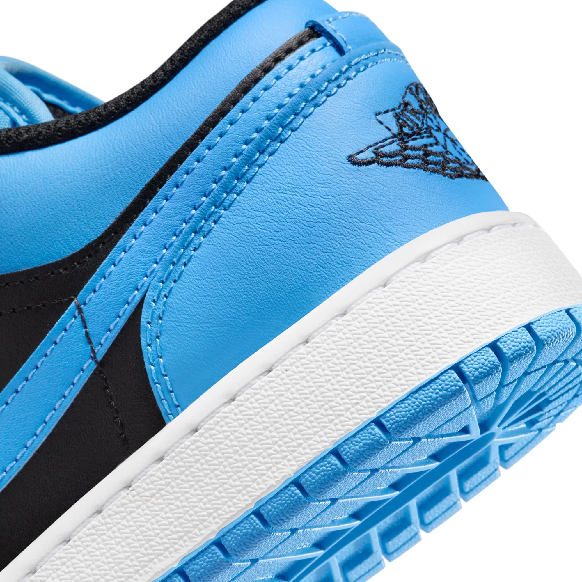 Air Jordan 1 Kids Low Shoes - Image 4