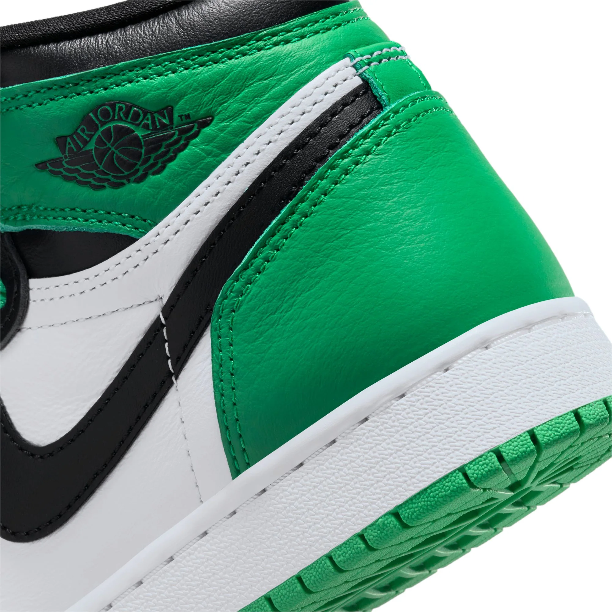 Air Jordan 1 Kids Retro High OG Shoes - Image 4