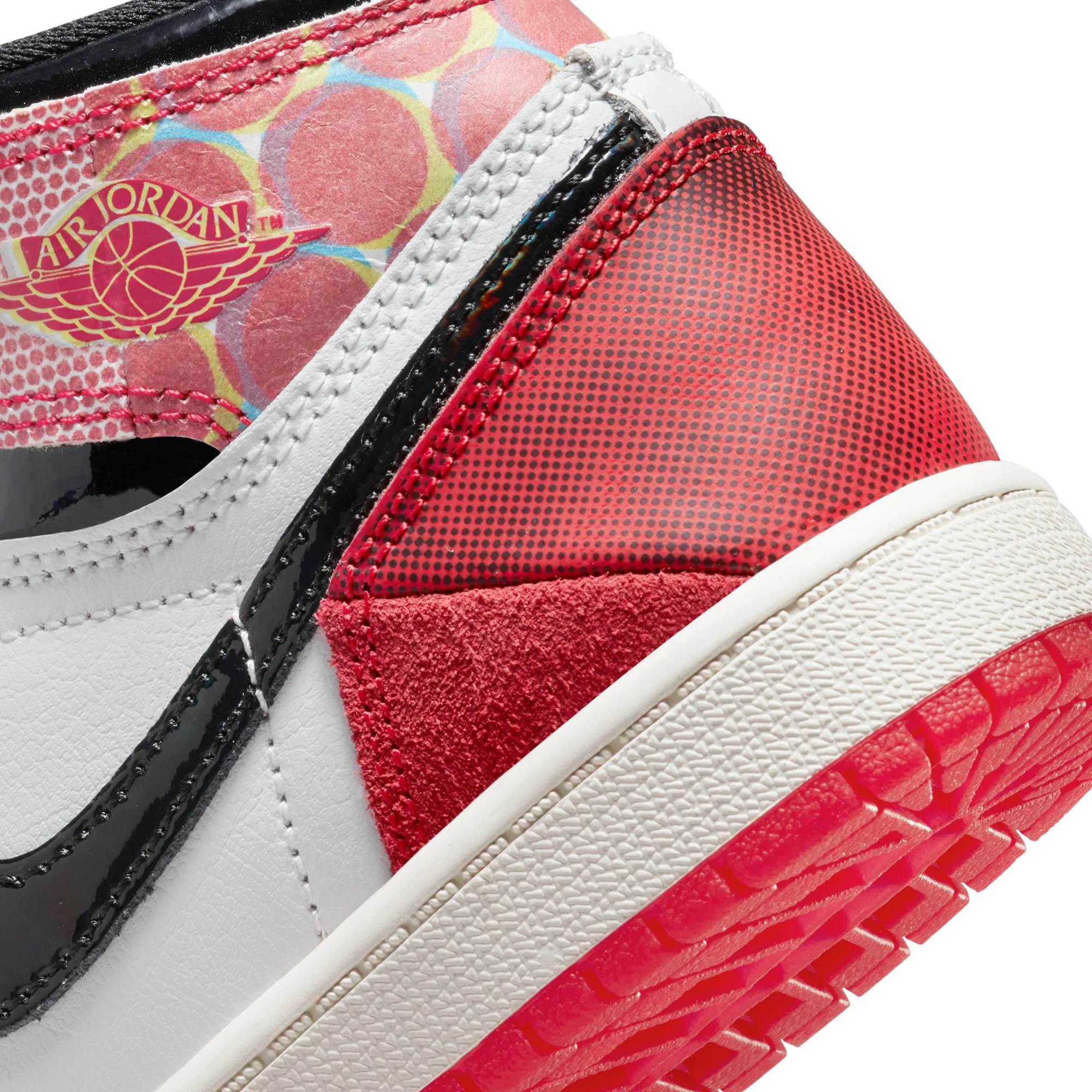 Air Jordan 1 Little Kids Retro High OG SP Shoes - Image 4