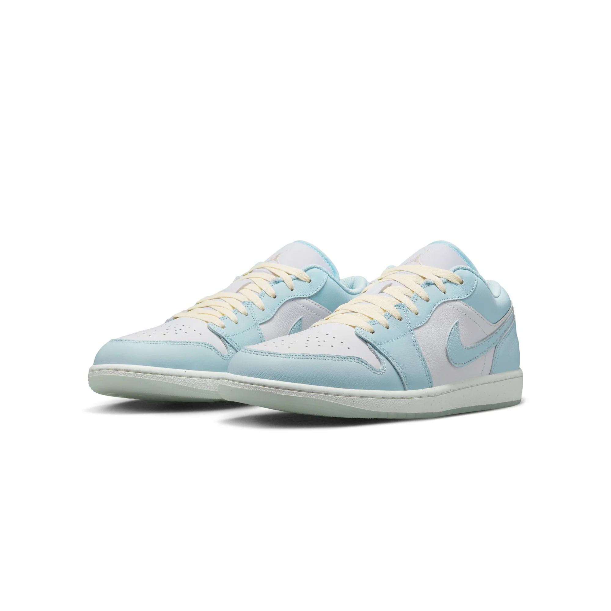 Air Jordan 1 Low SE Shoes - Image 2