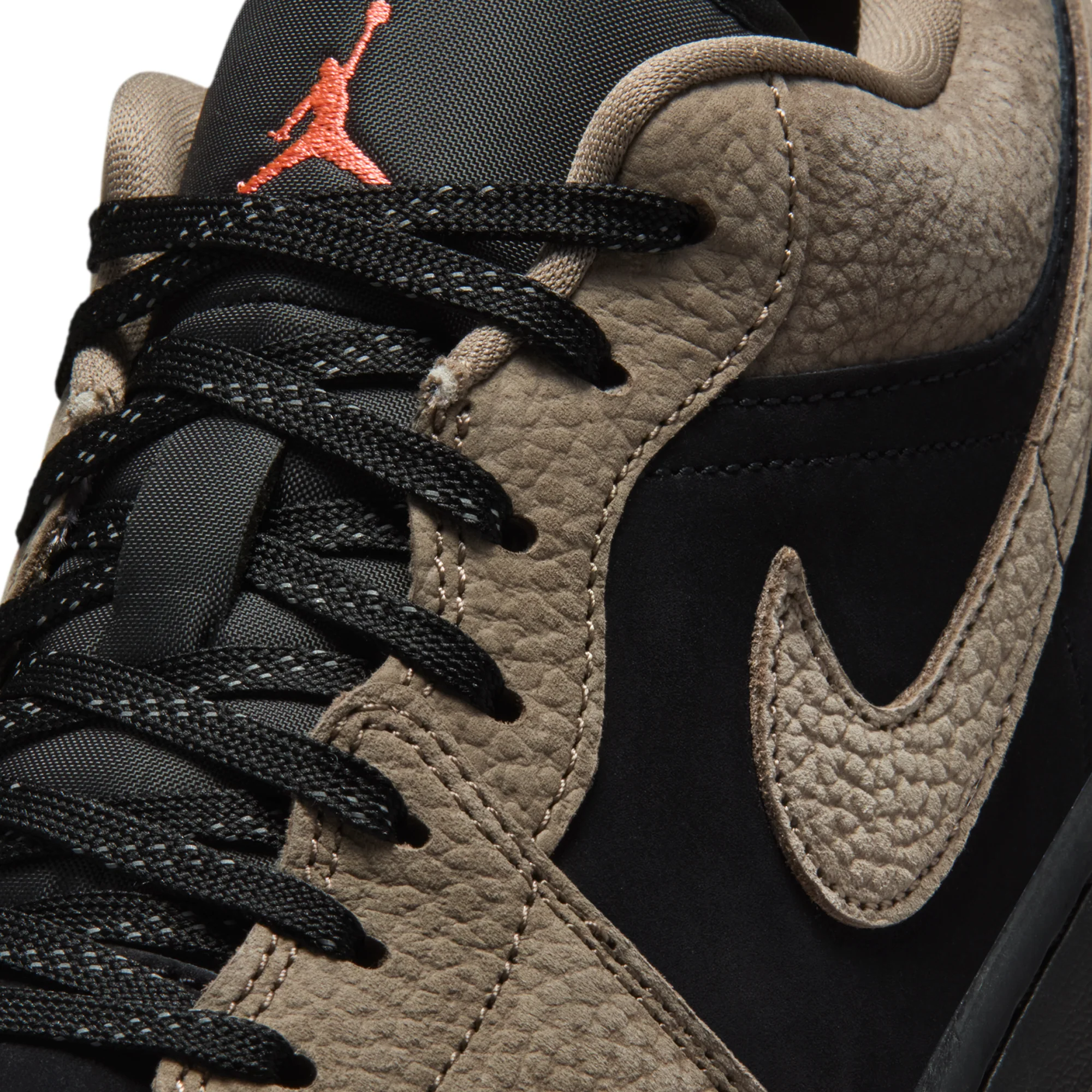 Air Jordan 1 Mens Low SE Shoes - Image 4