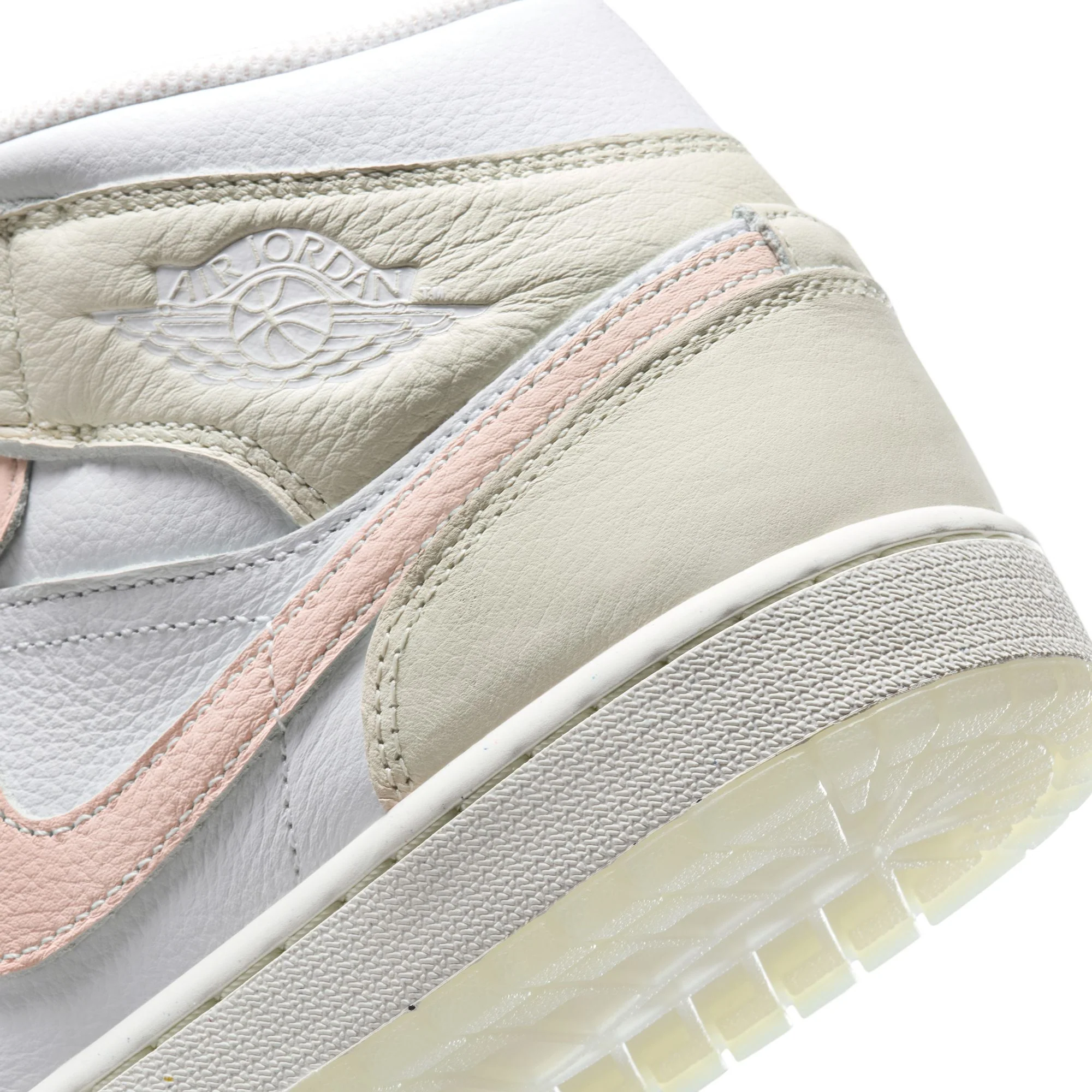 Air Jordan 1 Mid SE Shoes - Image 4