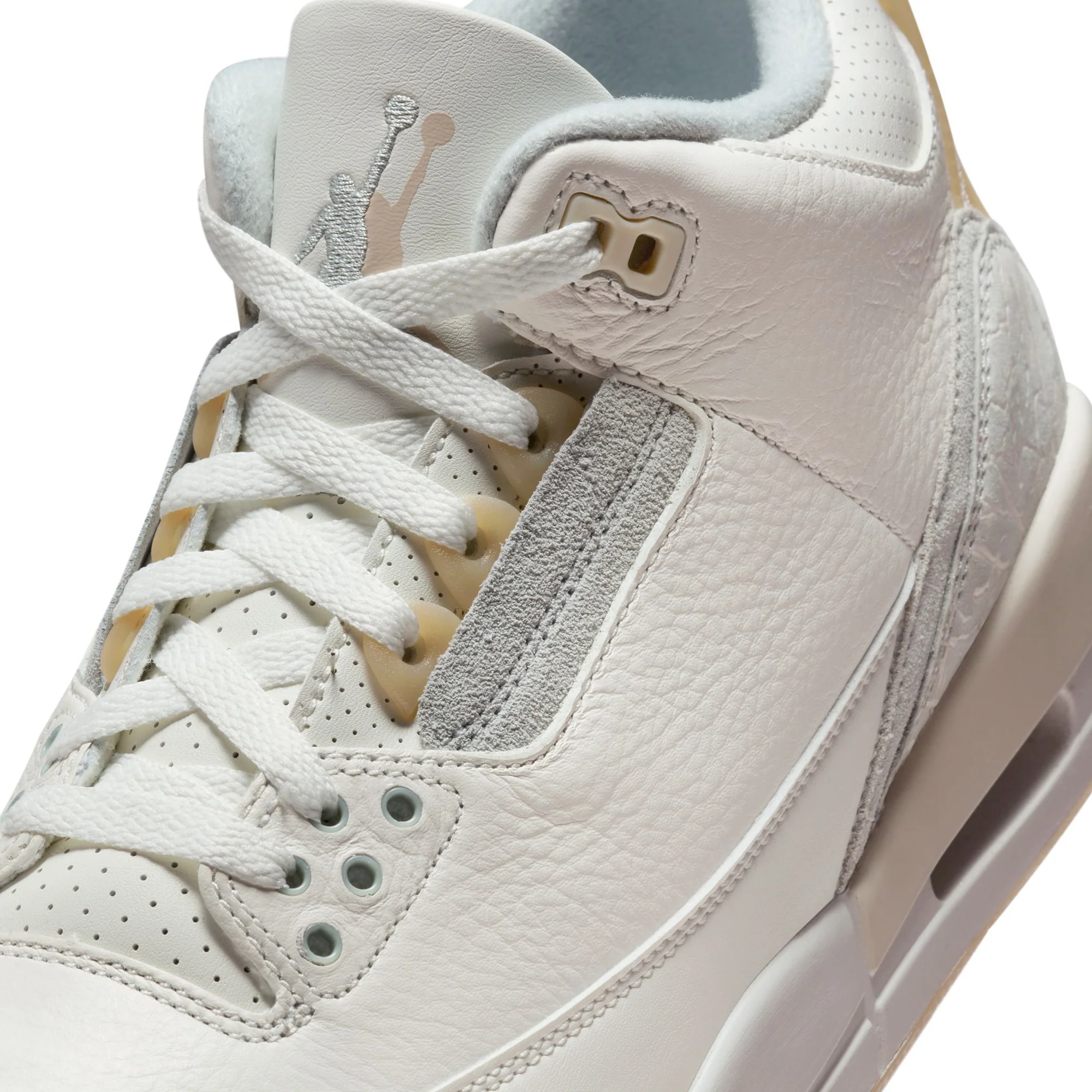 Air Jordan 3 Mens Retro Craft Shoes - Image 4