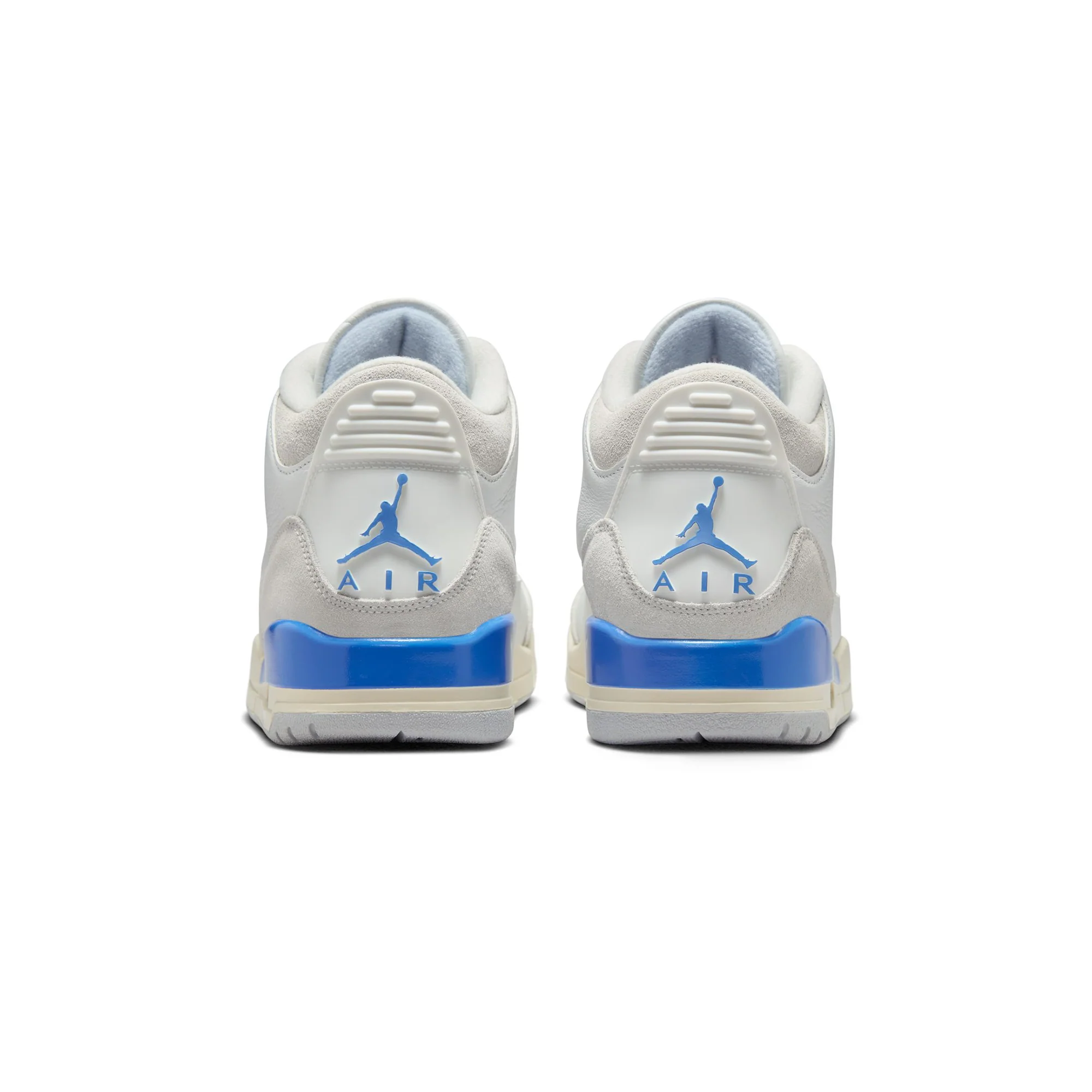 Air Jordan 3 Mens Retro "Lucky Shorts" Shoes - Image 3