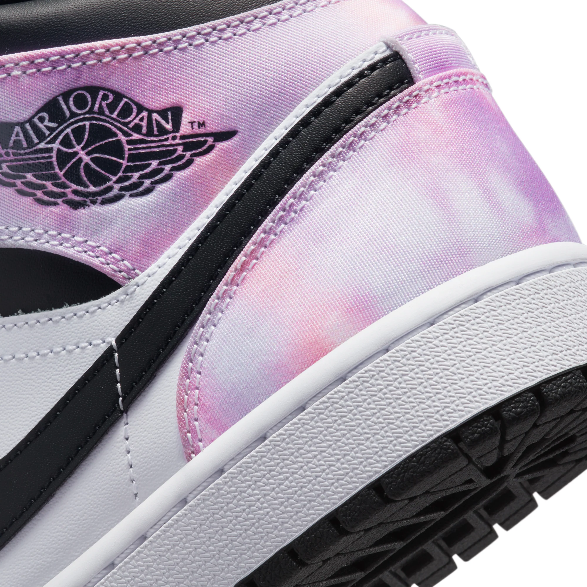 Air Jordan Mens 1 Mid SE Shoes - Image 4