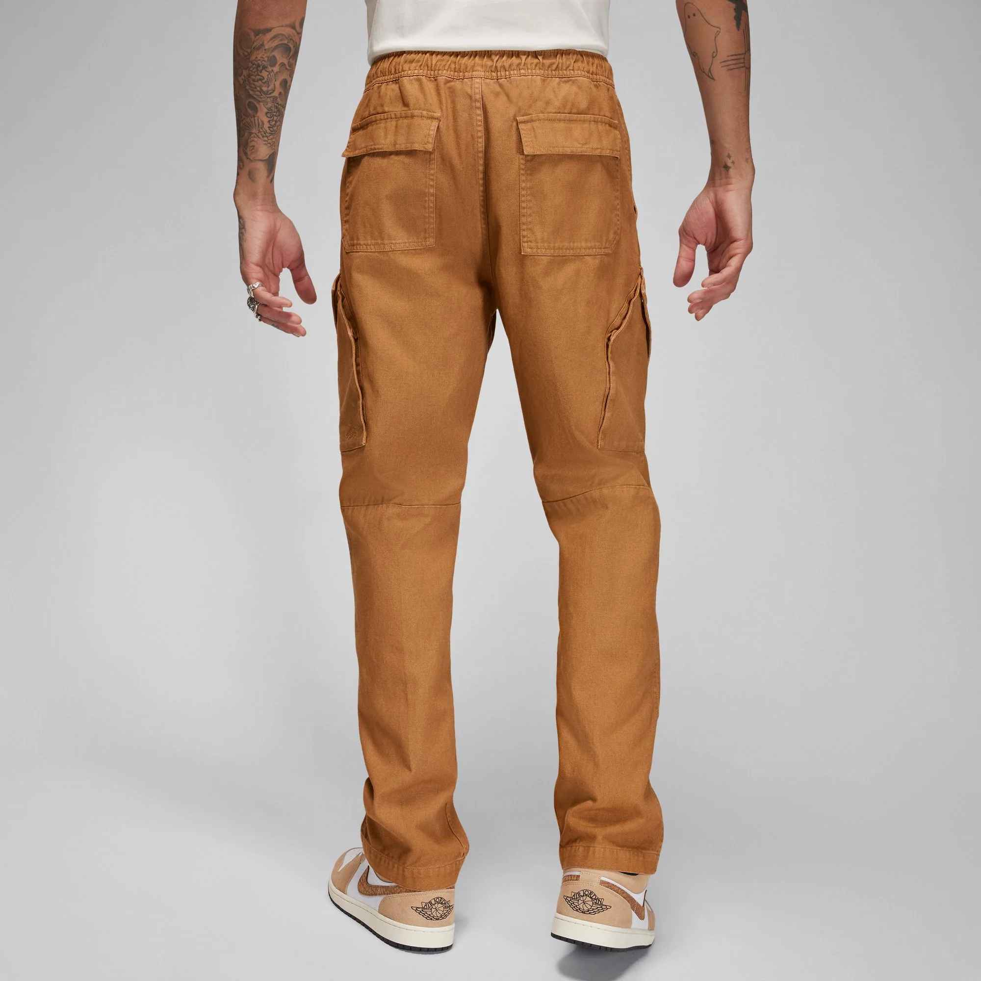 Air Jordan Mens Essentials Chicago Pants - Image 3