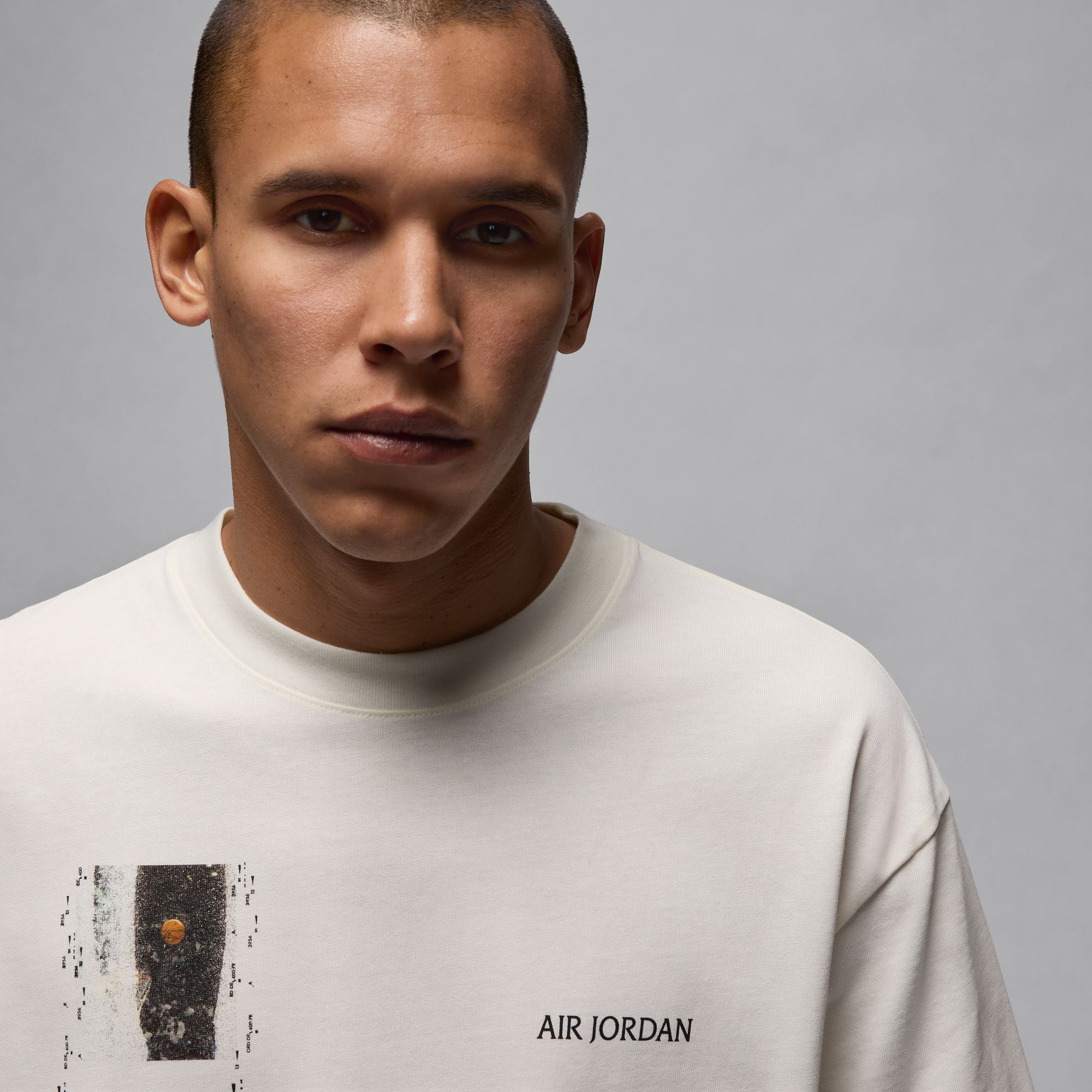 Air Jordan Mens Flight Heritage SS Tee - Image 2