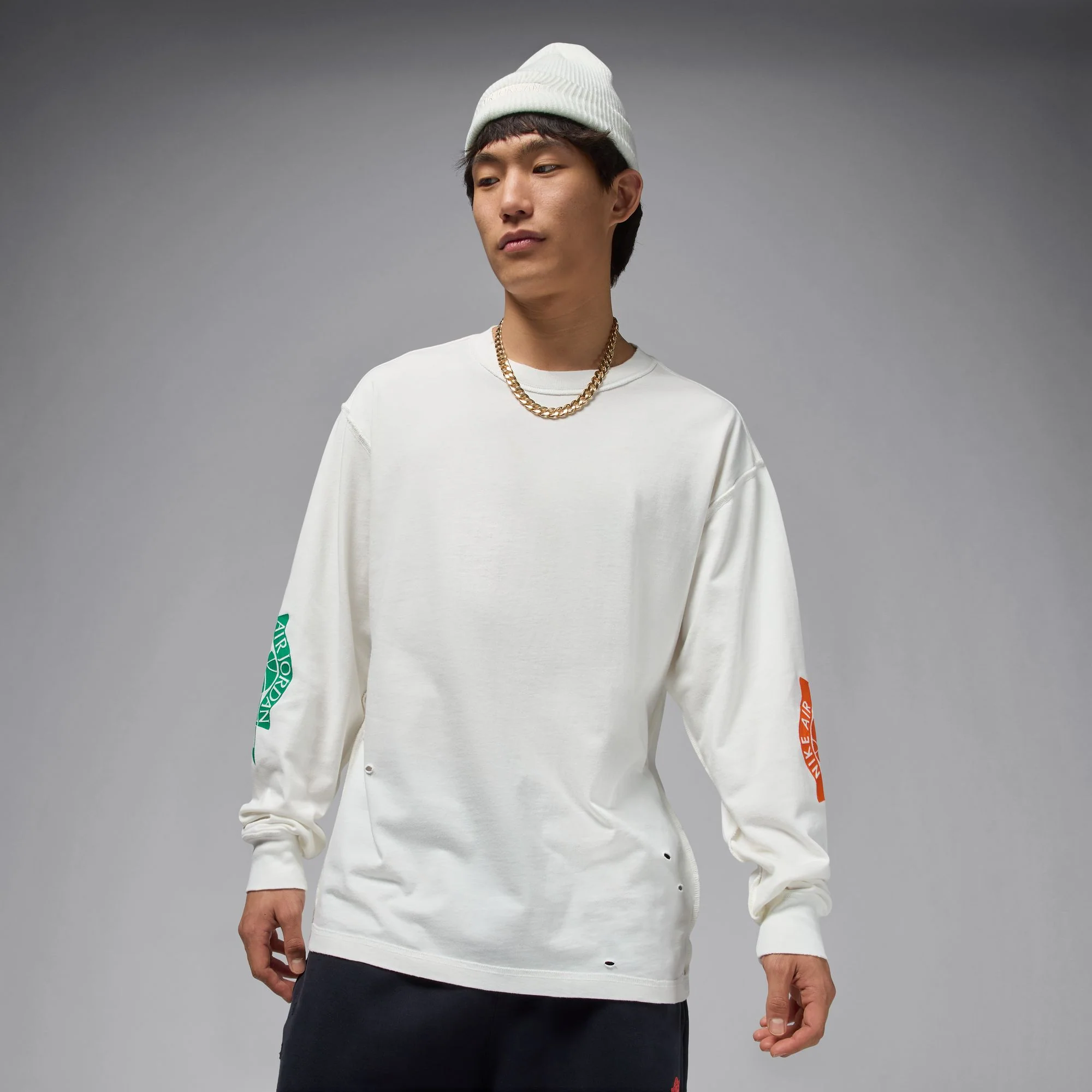 Air Jordan Mens Long-Sleeve Tee - Image 2