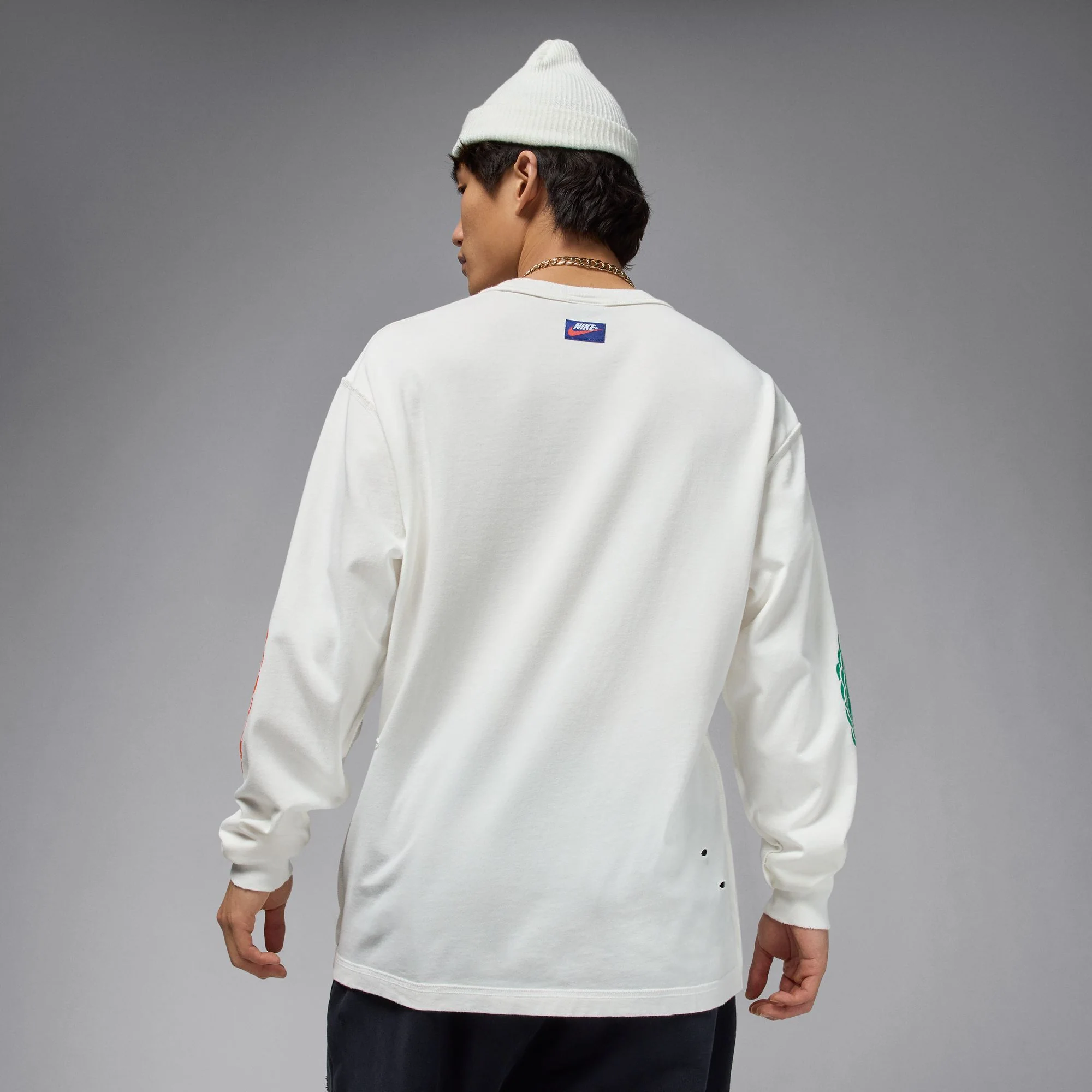 Air Jordan Mens Long-Sleeve Tee - Image 3