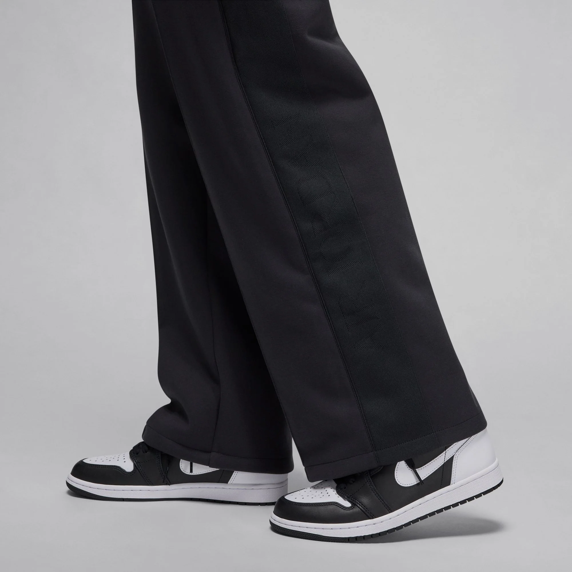 Air Jordan Mens Pants - Image 4