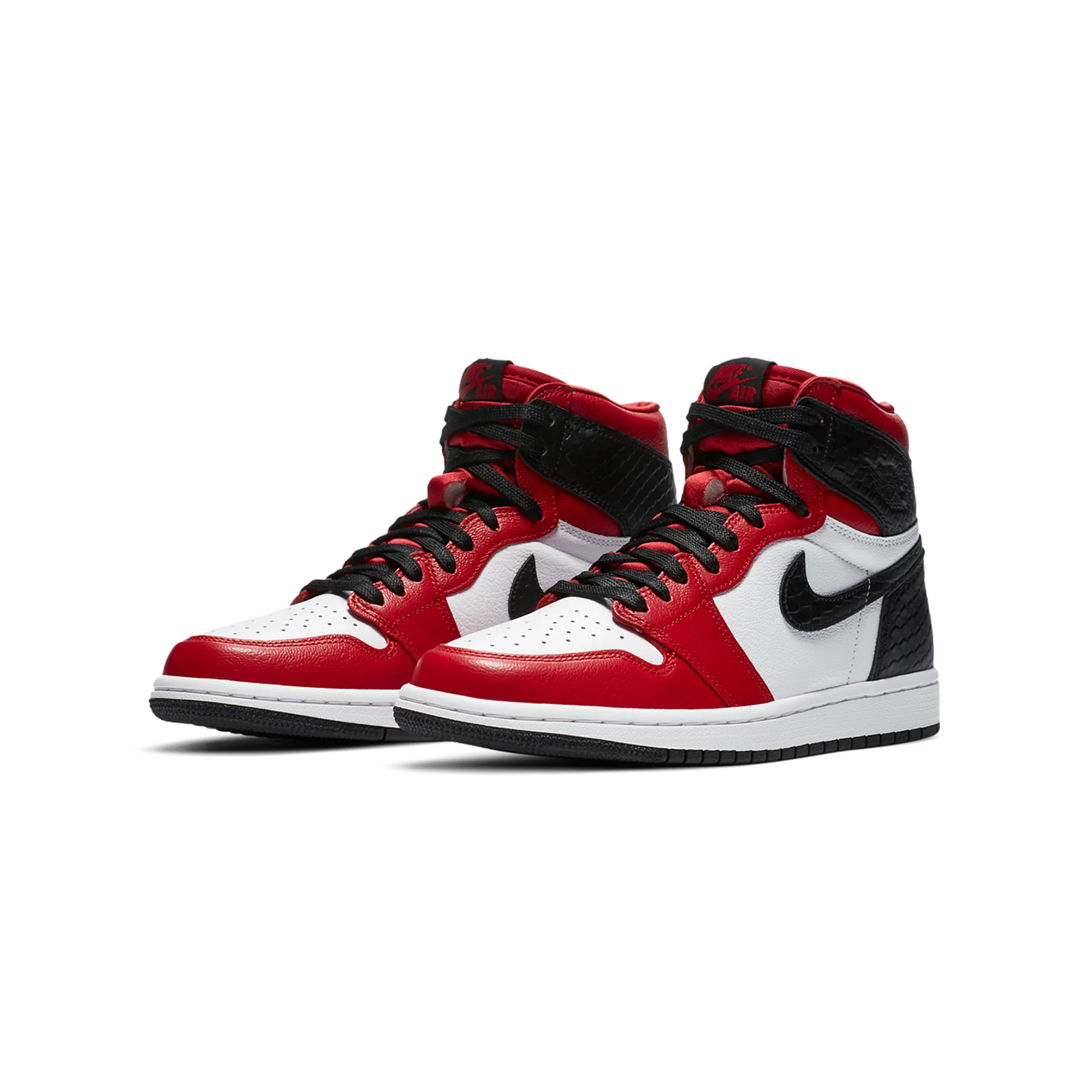 Air Jordan Womens 1 High OG Shoes - Image 2