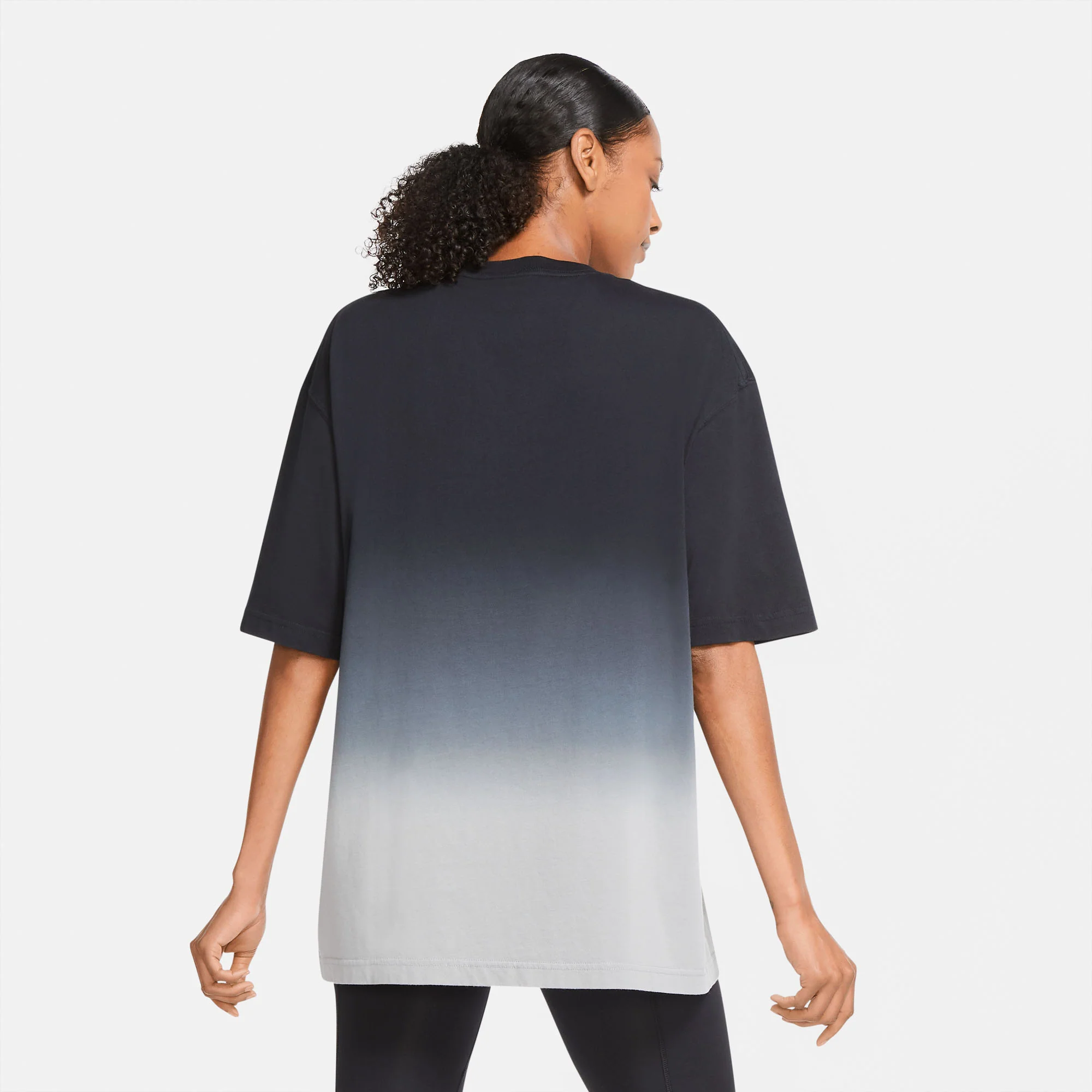 Air Jordan Womens Oversize Black Short-Sleeve Tee - Image 2