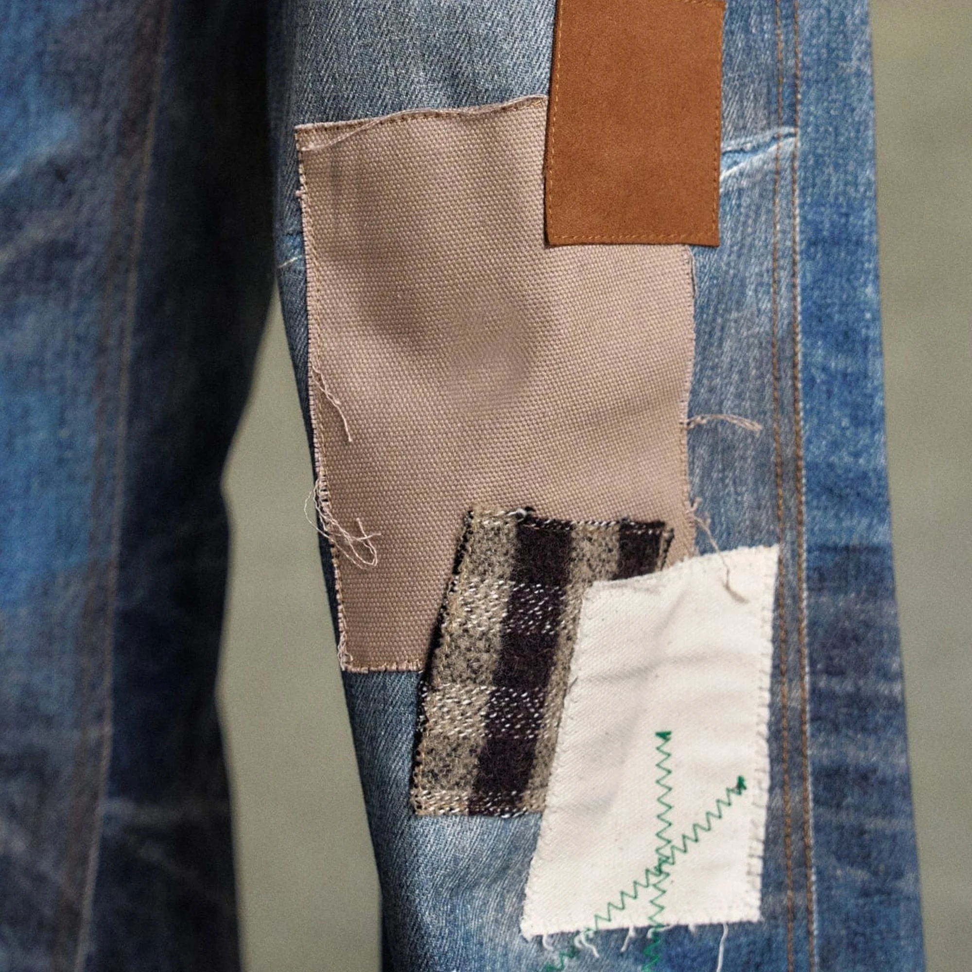 Andersson Bell Mens Patchwork Printed Denim Trompe L'oeil Jeans - Image 4