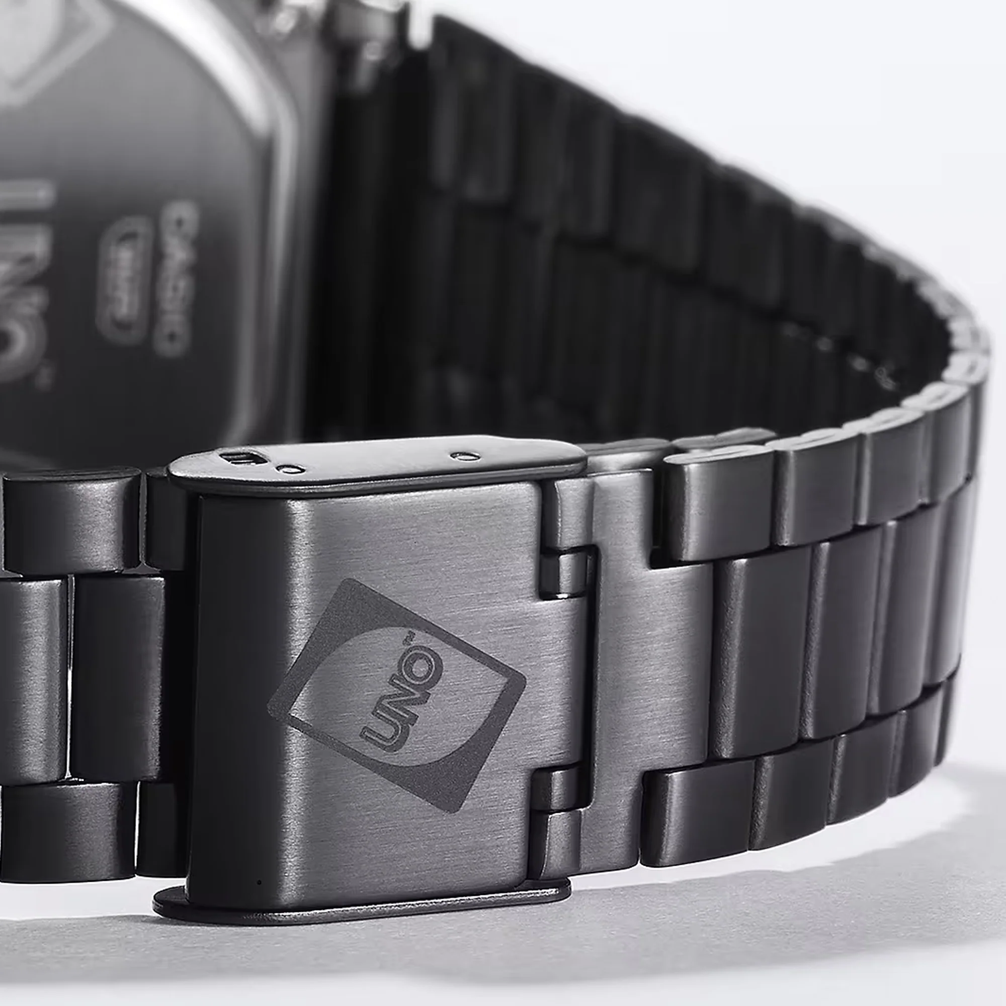 Casio x UNO Mens Vintage Watch - Image 2