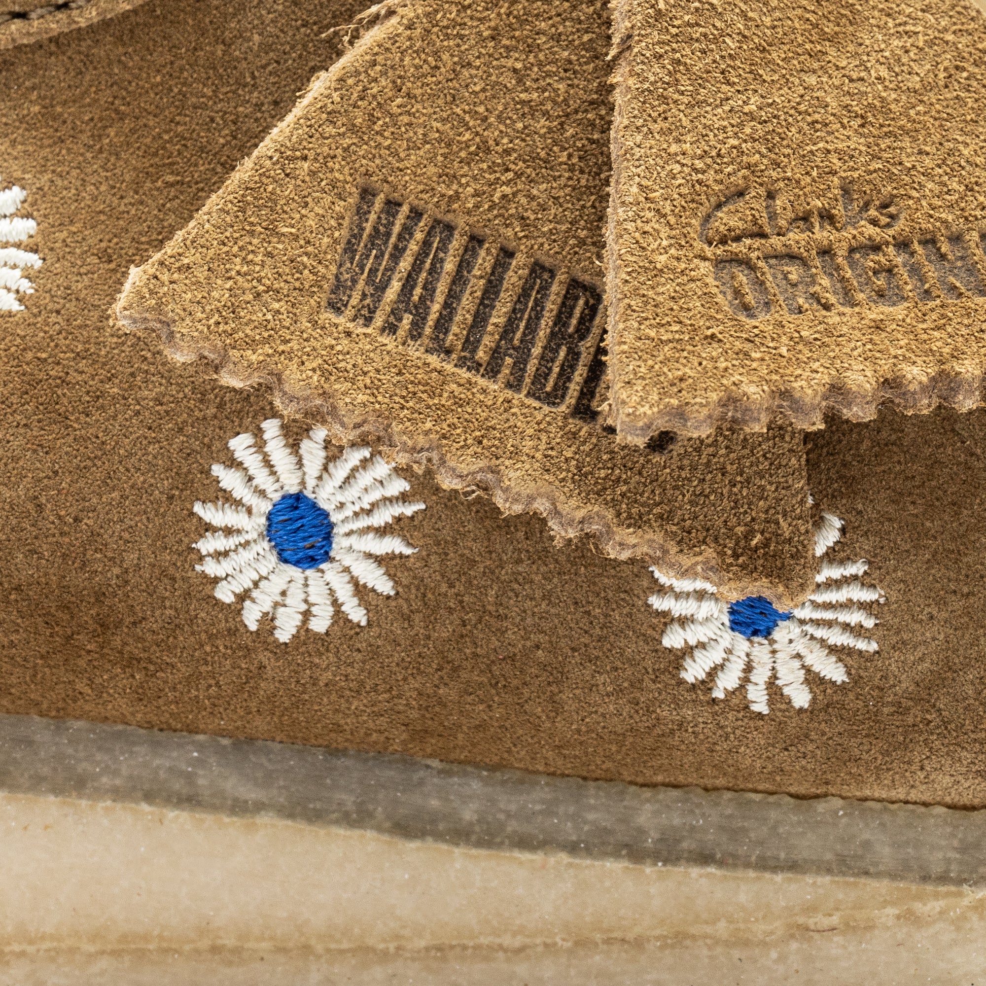Clarks Mens Wallabee Shoes - Image 4