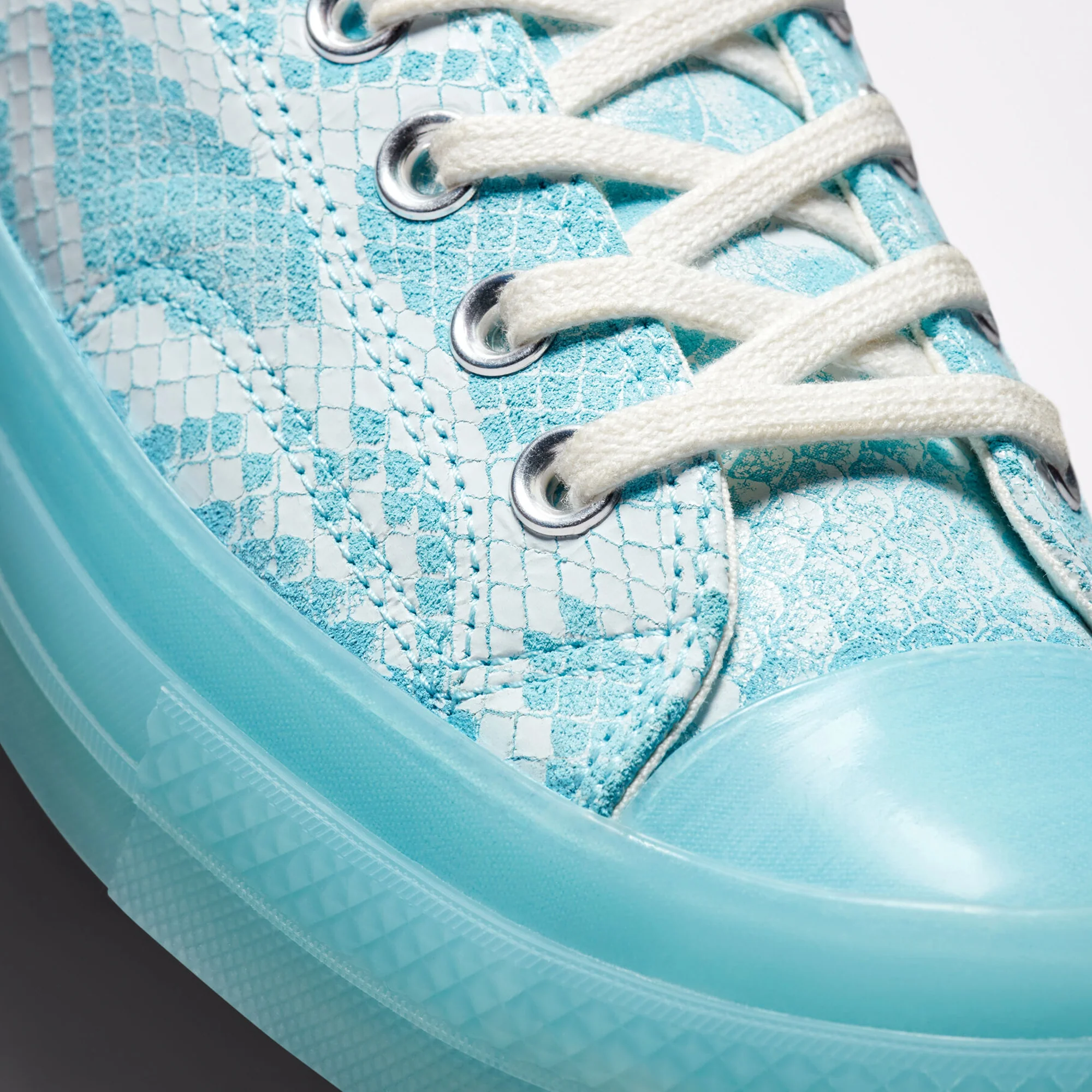 Converse Mens Chuck 70 Ox Shoes 'Vintage White/Blue Topaz' - Image 4