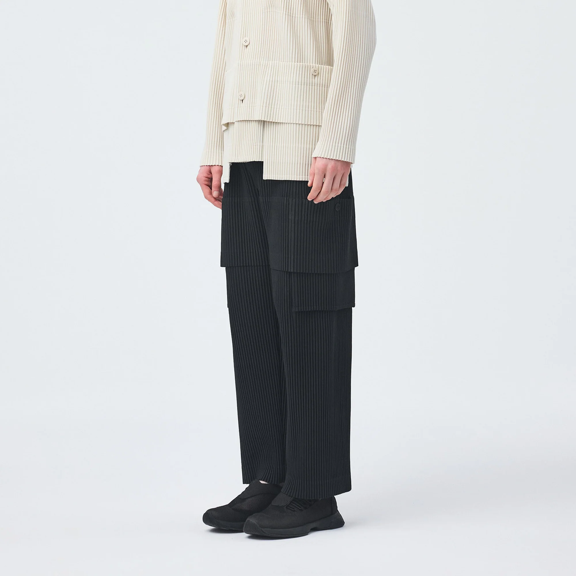 Homme Plissé Issey Miyake Mens Multi-Pocket Pants - Image 2