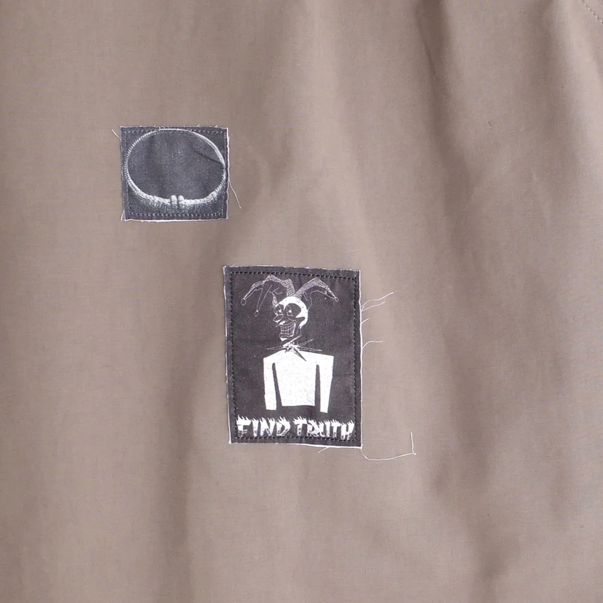 Jungles Mens 1969 Patches Trucker Jacket - Image 4