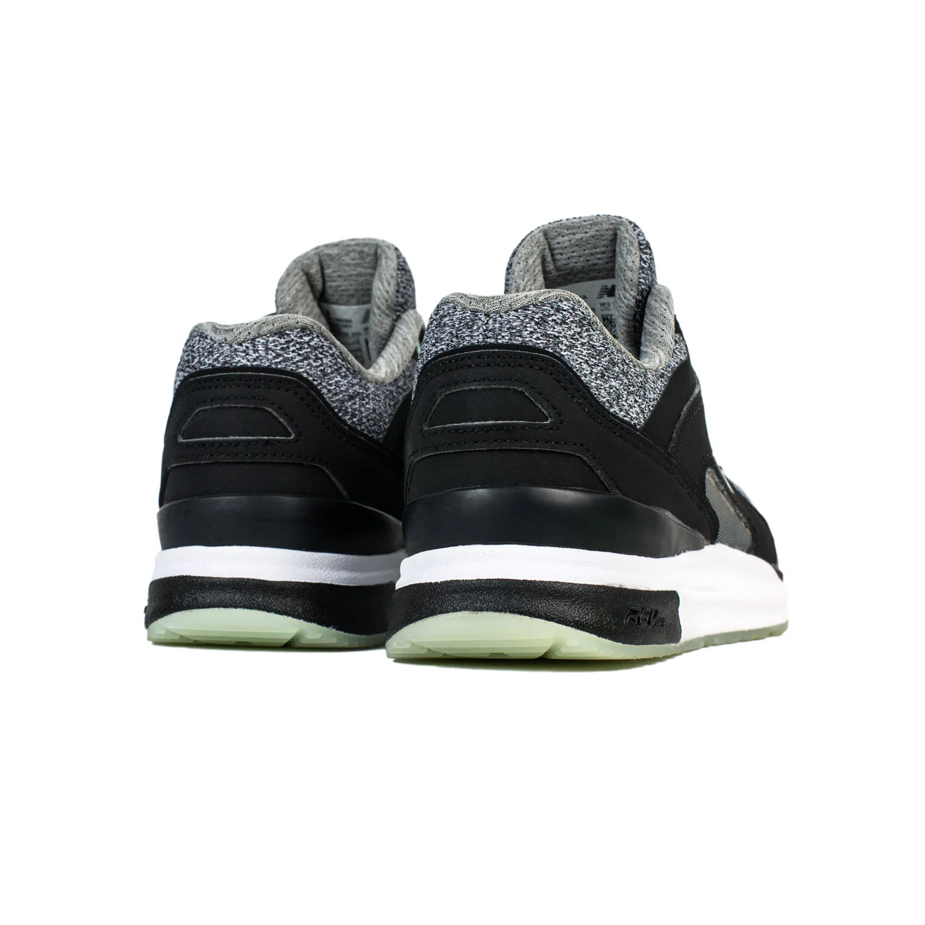 New Balance Women's 1550 [WL1550SA] - Image 3