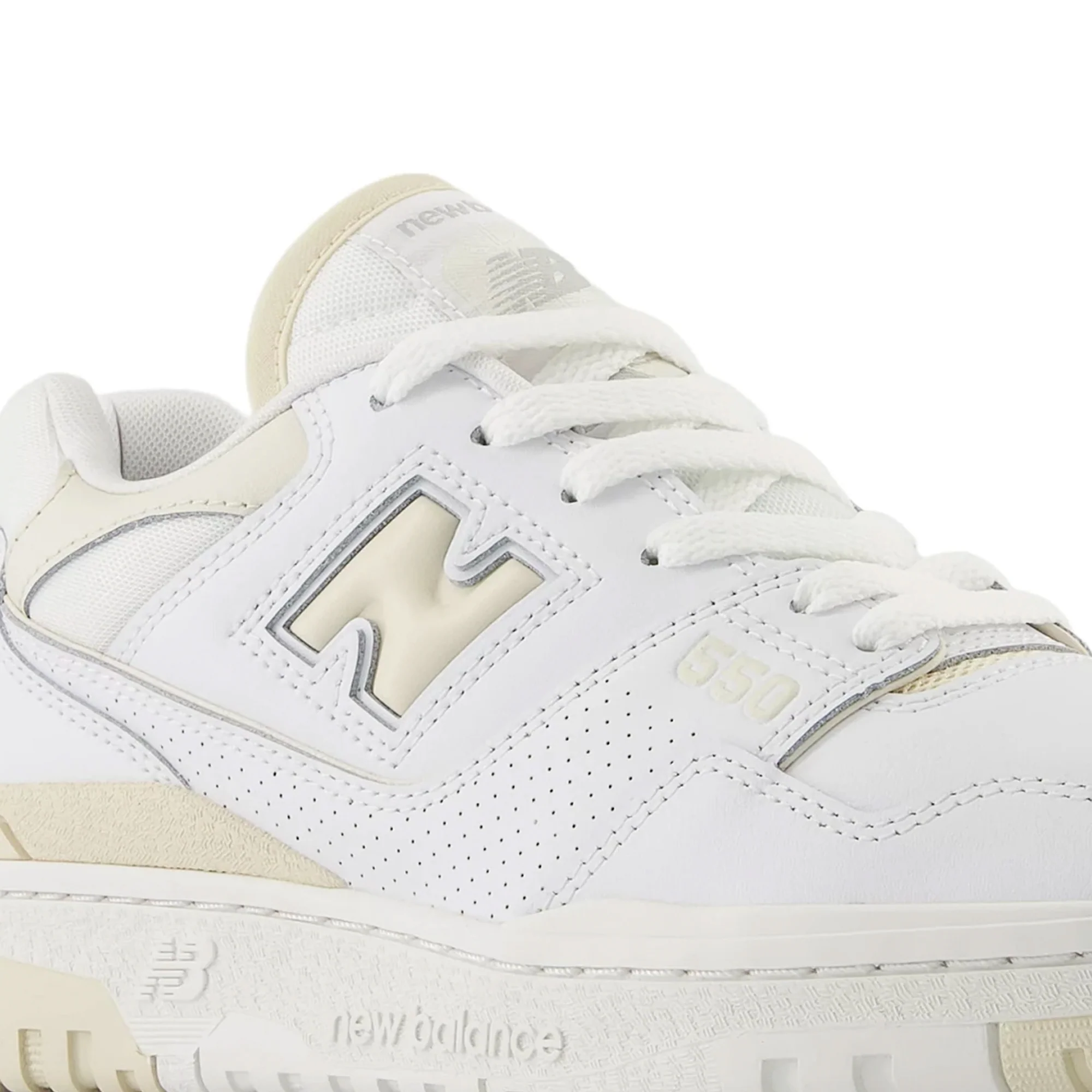 New Balance Womens 550 Shoes - Image 4