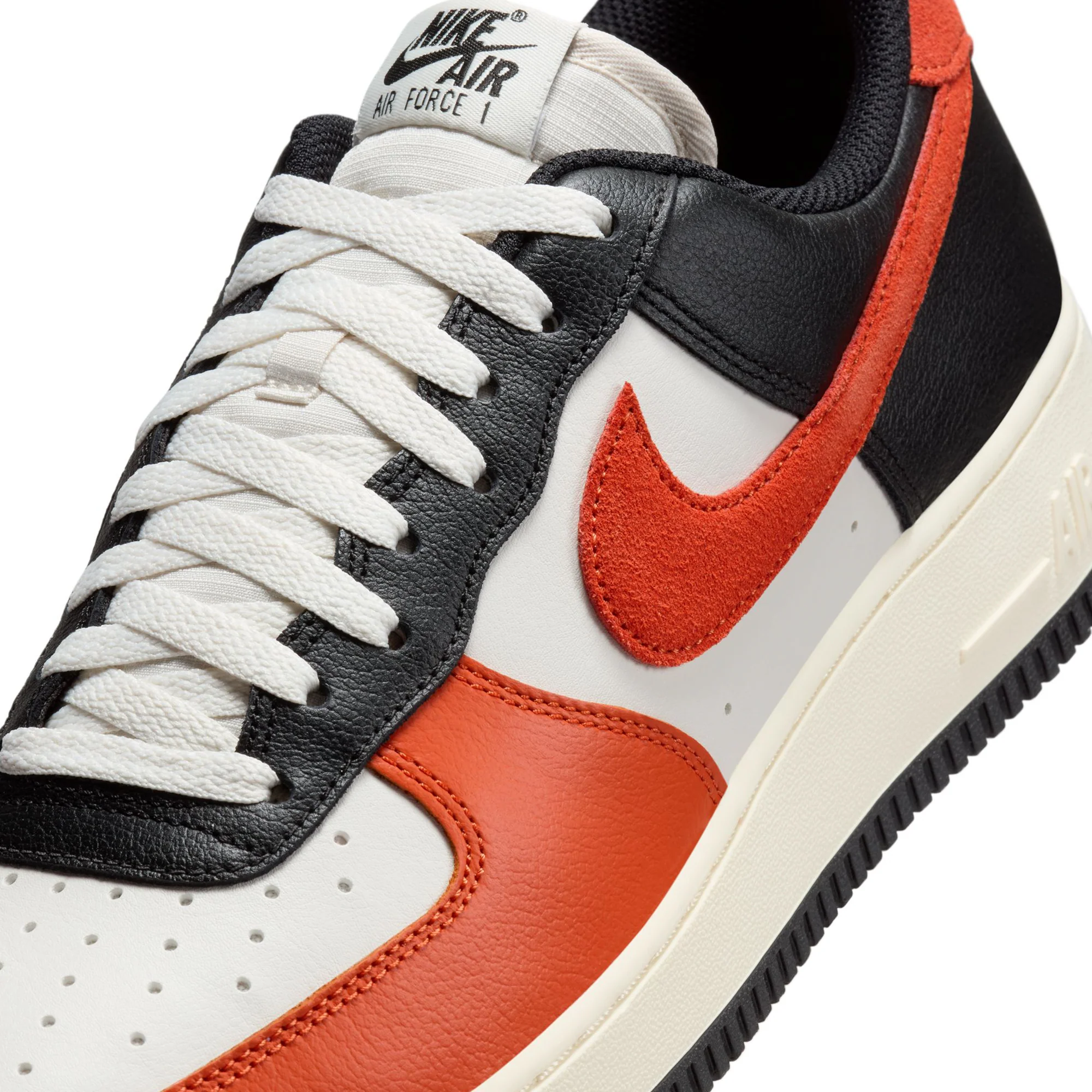 Nike Mens Air Force 1 '07 LV8 Shoes - Image 4