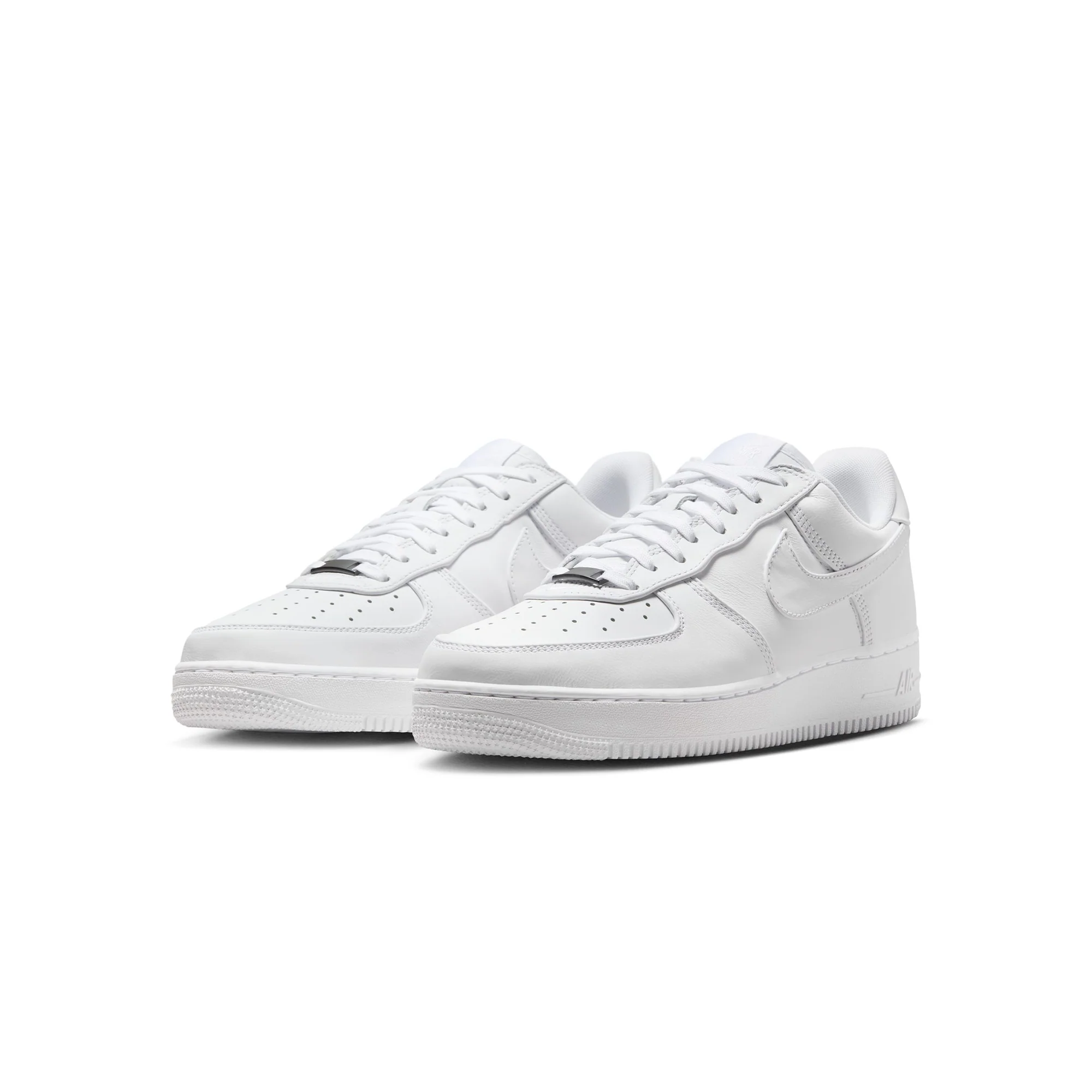 Nike Mens Air Force 1 Low Retro Premium Shoes - Image 2