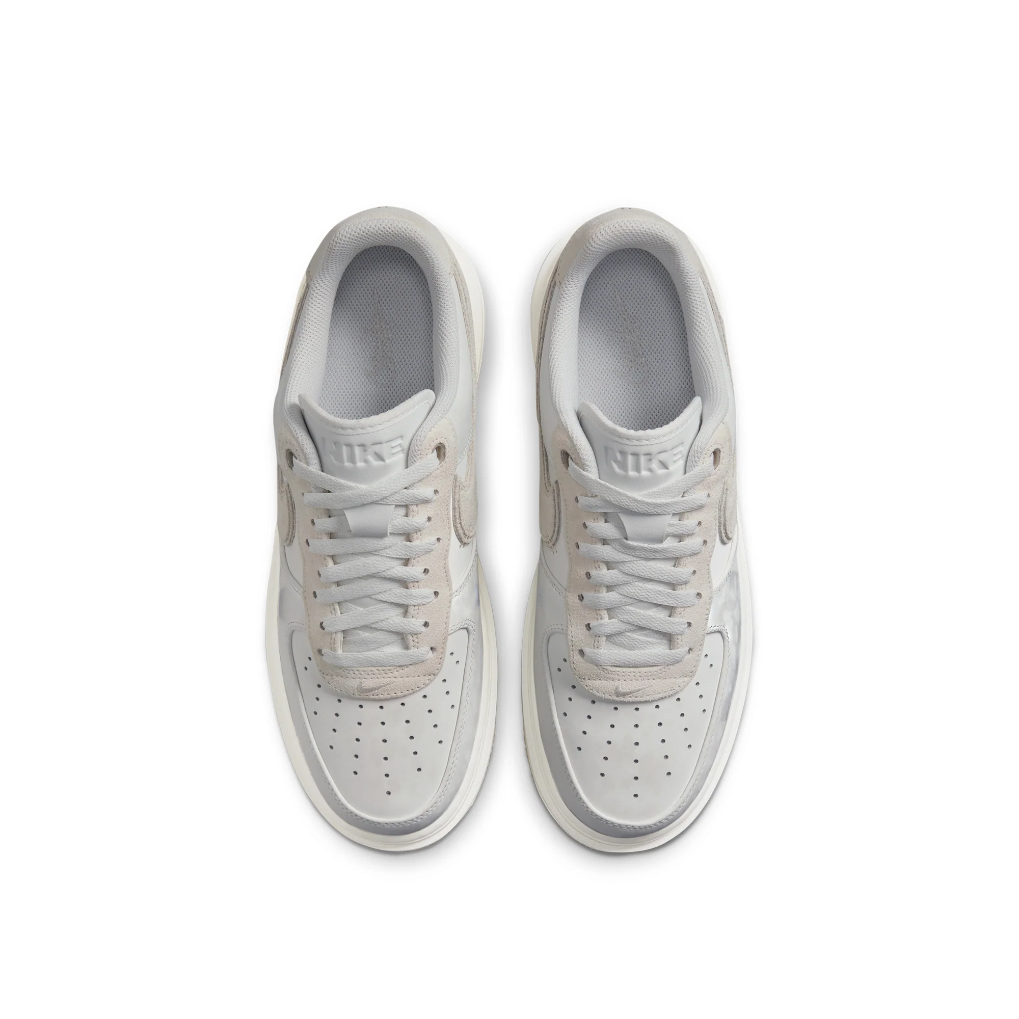 Nike Mens Air Force 1 Luxe Shoes - Image 4