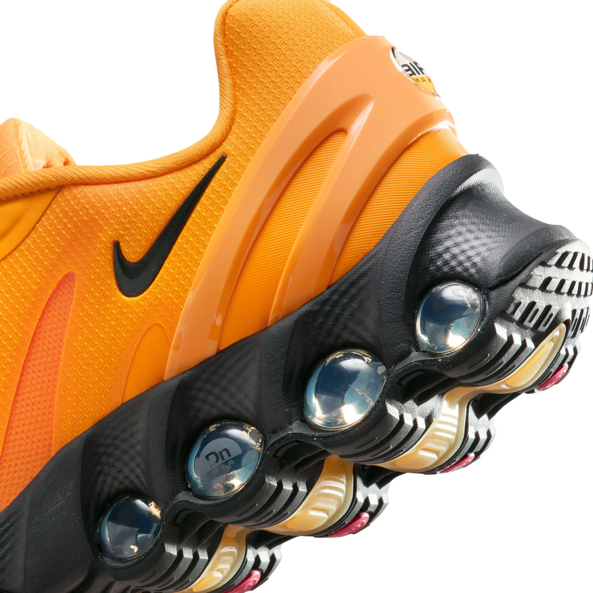 Nike Mens Air Max DN8 Shoes - Image 4