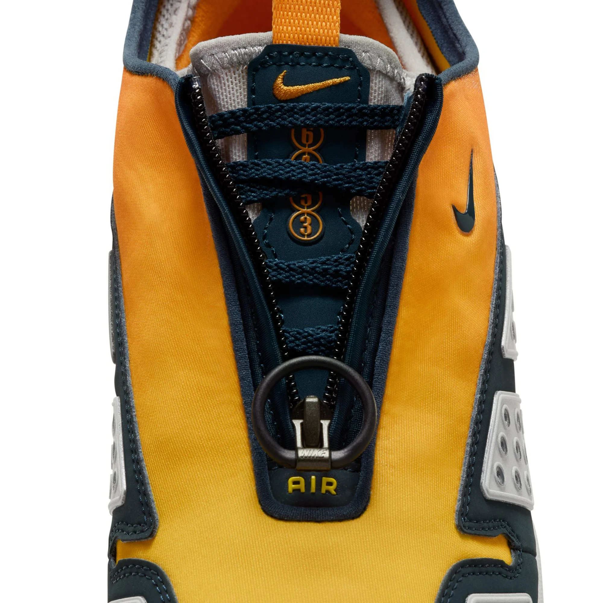 Nike Womens Air Max Sunder Shoes - Image 4