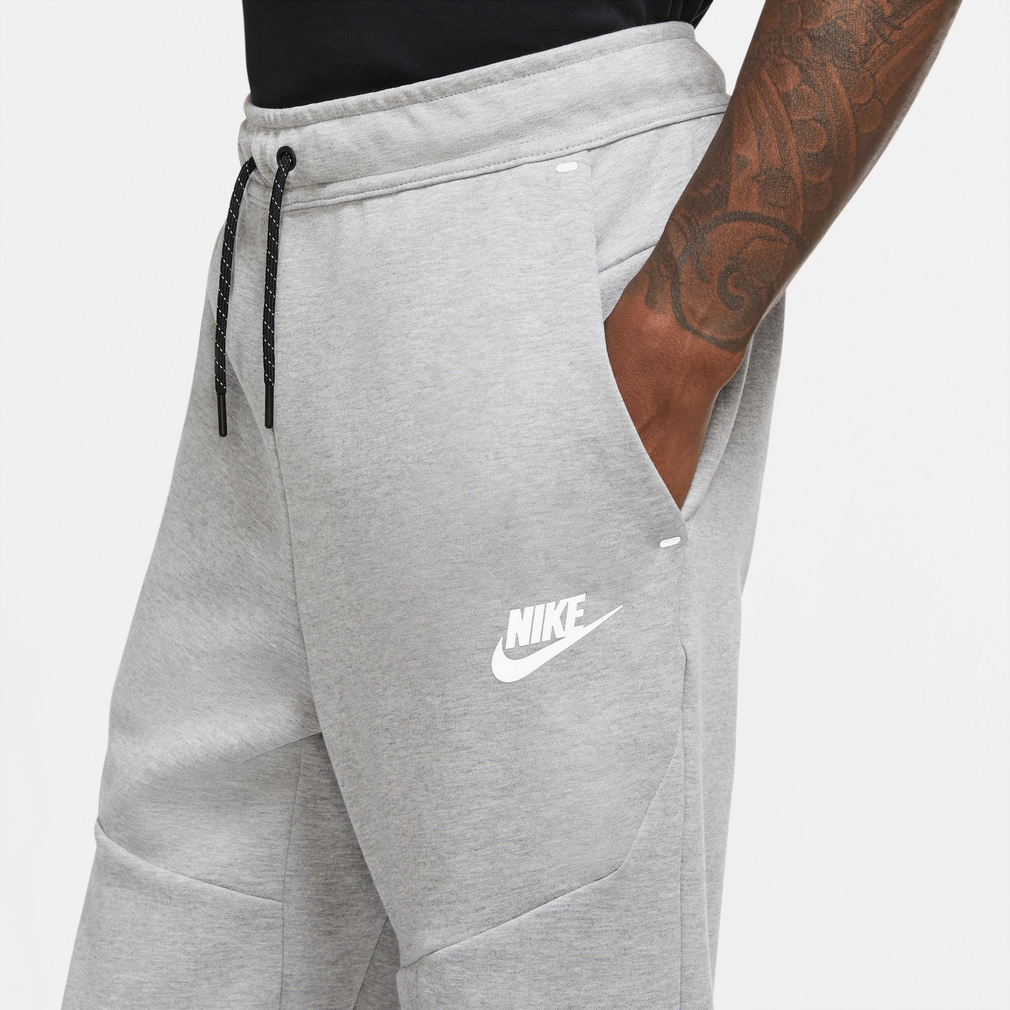 Nike Men Sportswear Tech Fleece Jogger Pants - Image 4