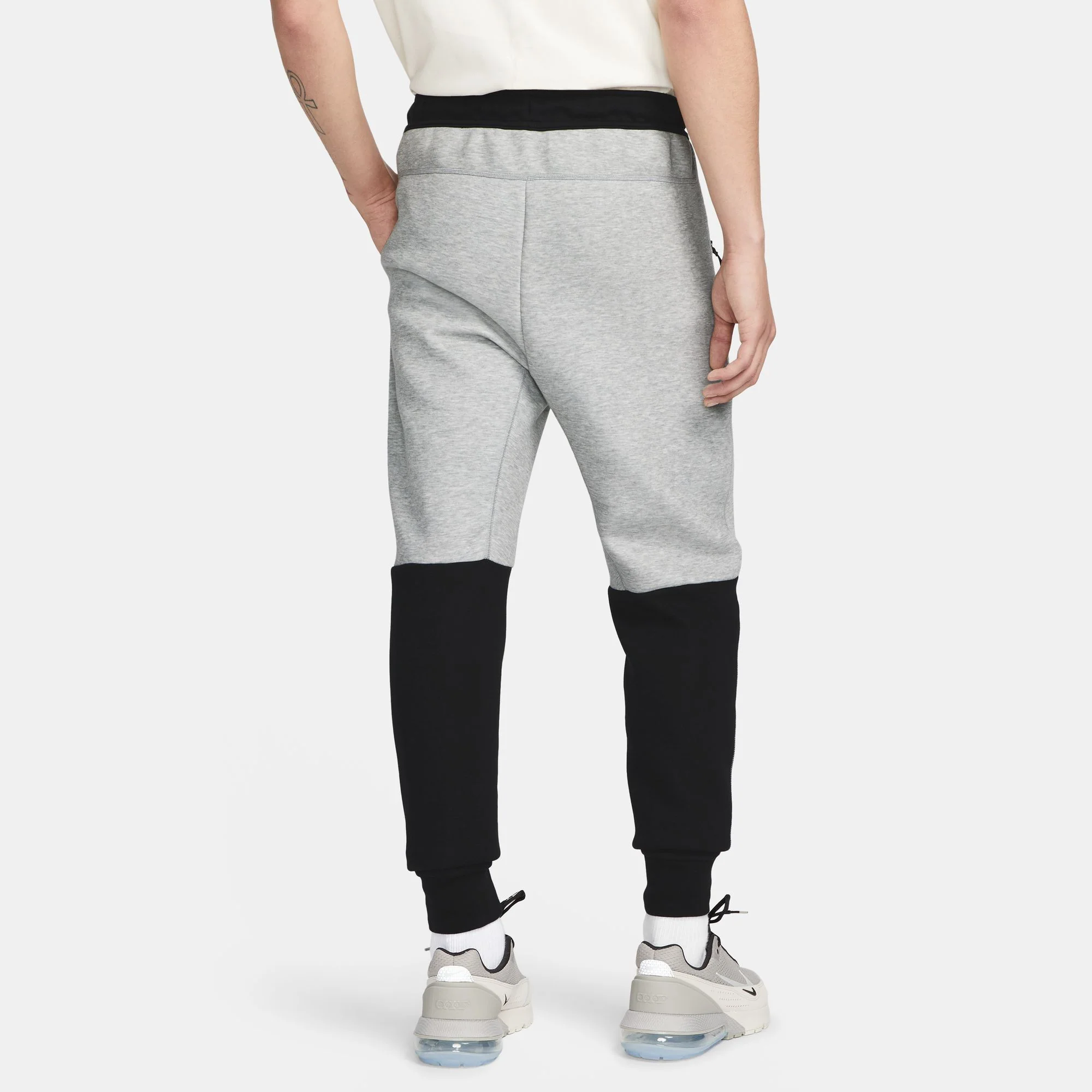 Nike Mens Tech Fleece Sweatpants - Image 3