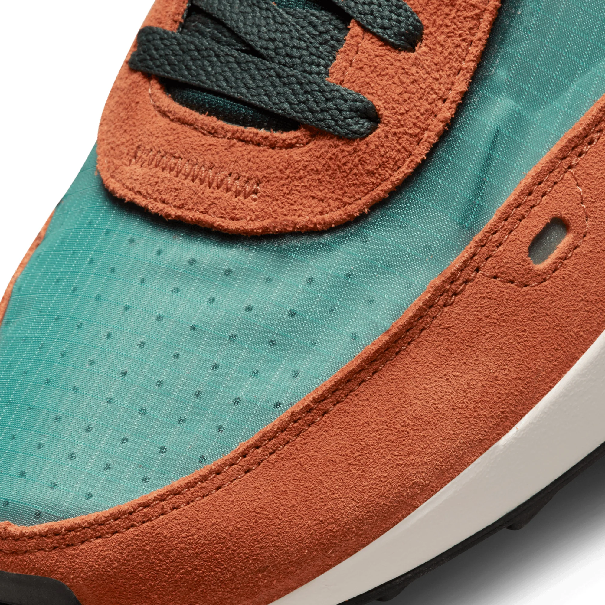Nike Mens Waffle One SE Shoes 'Pro Green/Black' - Image 4