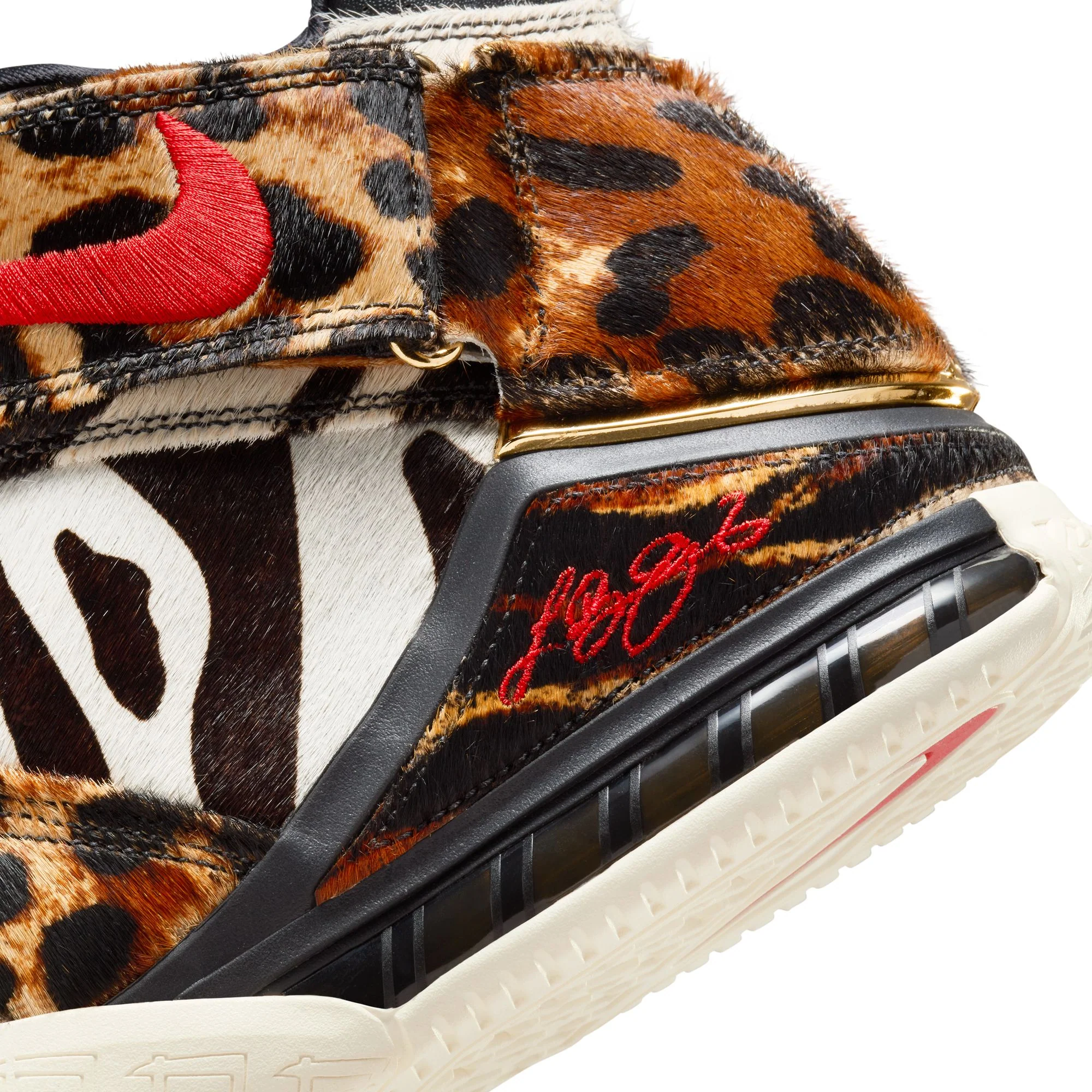 Nike Mens Zoom LeBron 2 LX Shoes - Image 4