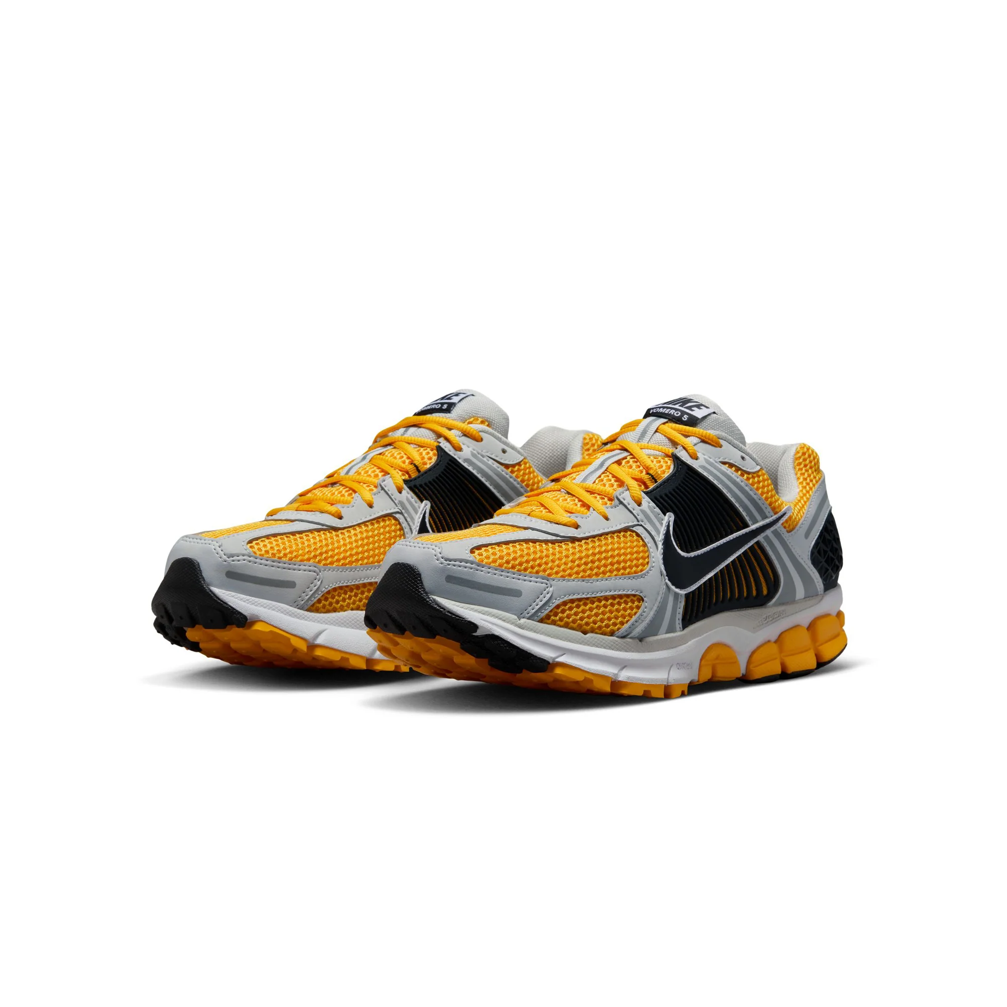Nike Mens Zoom Vomero 5 Shoes - Image 2
