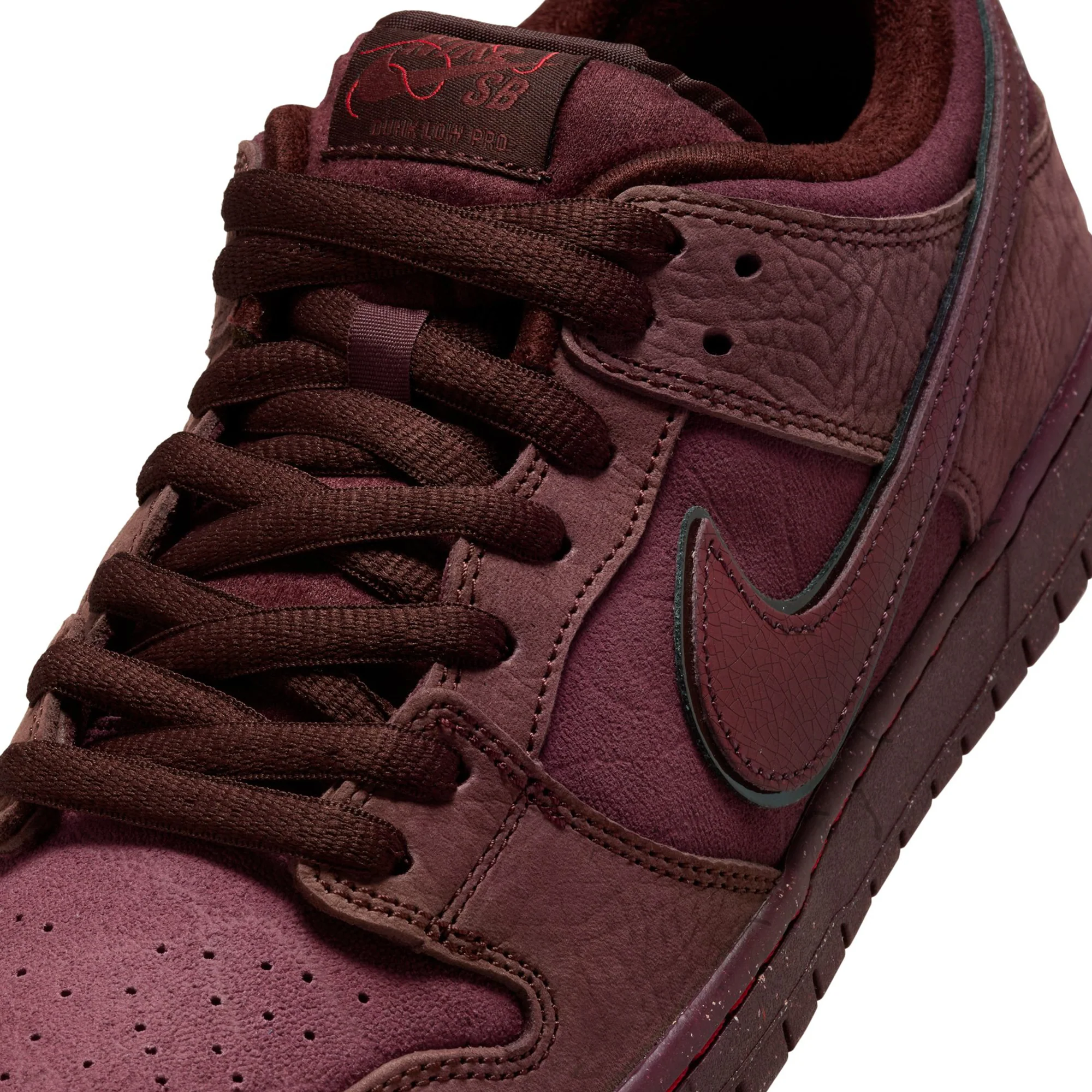 Nike SB Mens Dunk Low Premium Shoes - Image 4