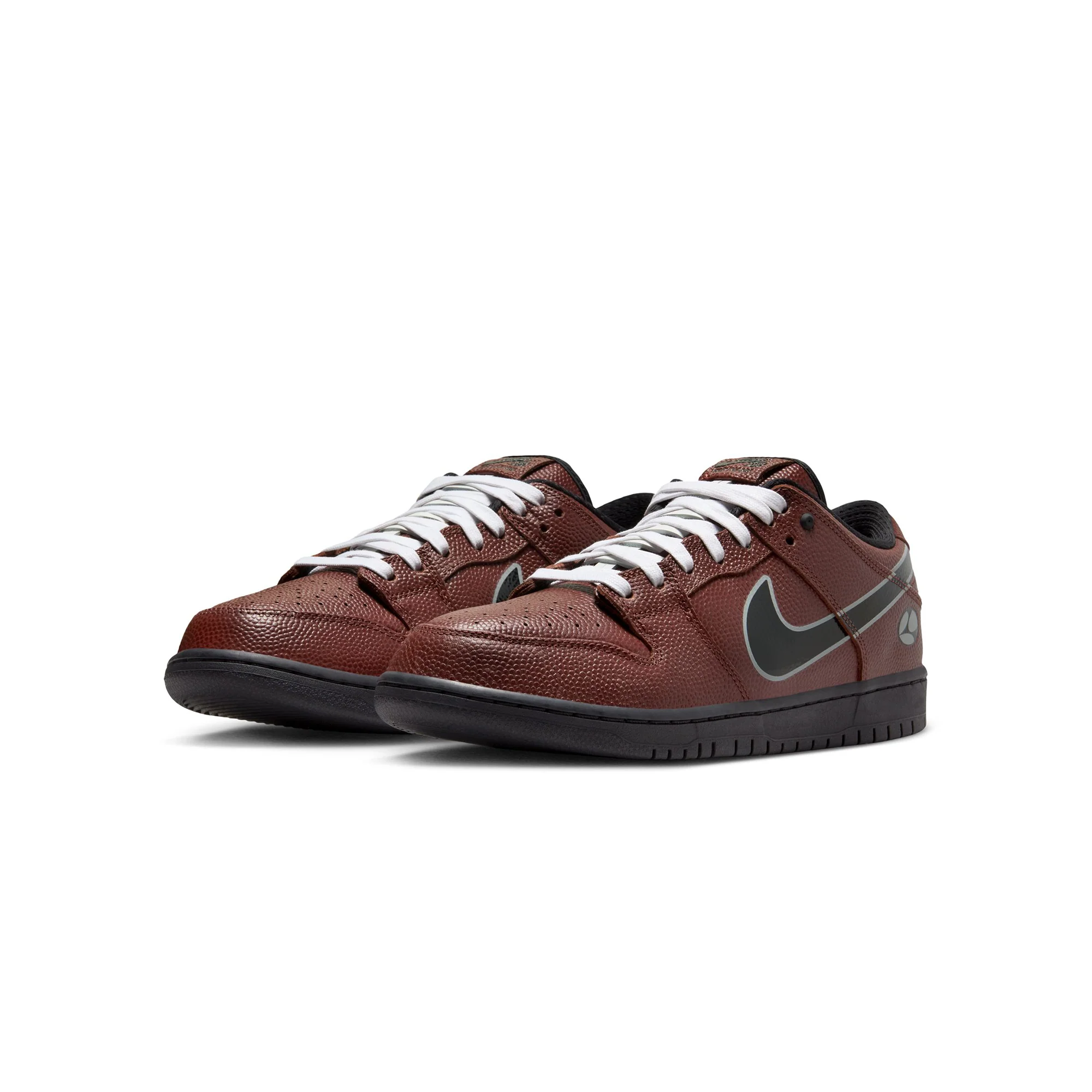 Nike SB x Limosine Skateboards Mens Dunk Low Pro Shoes - Image 2