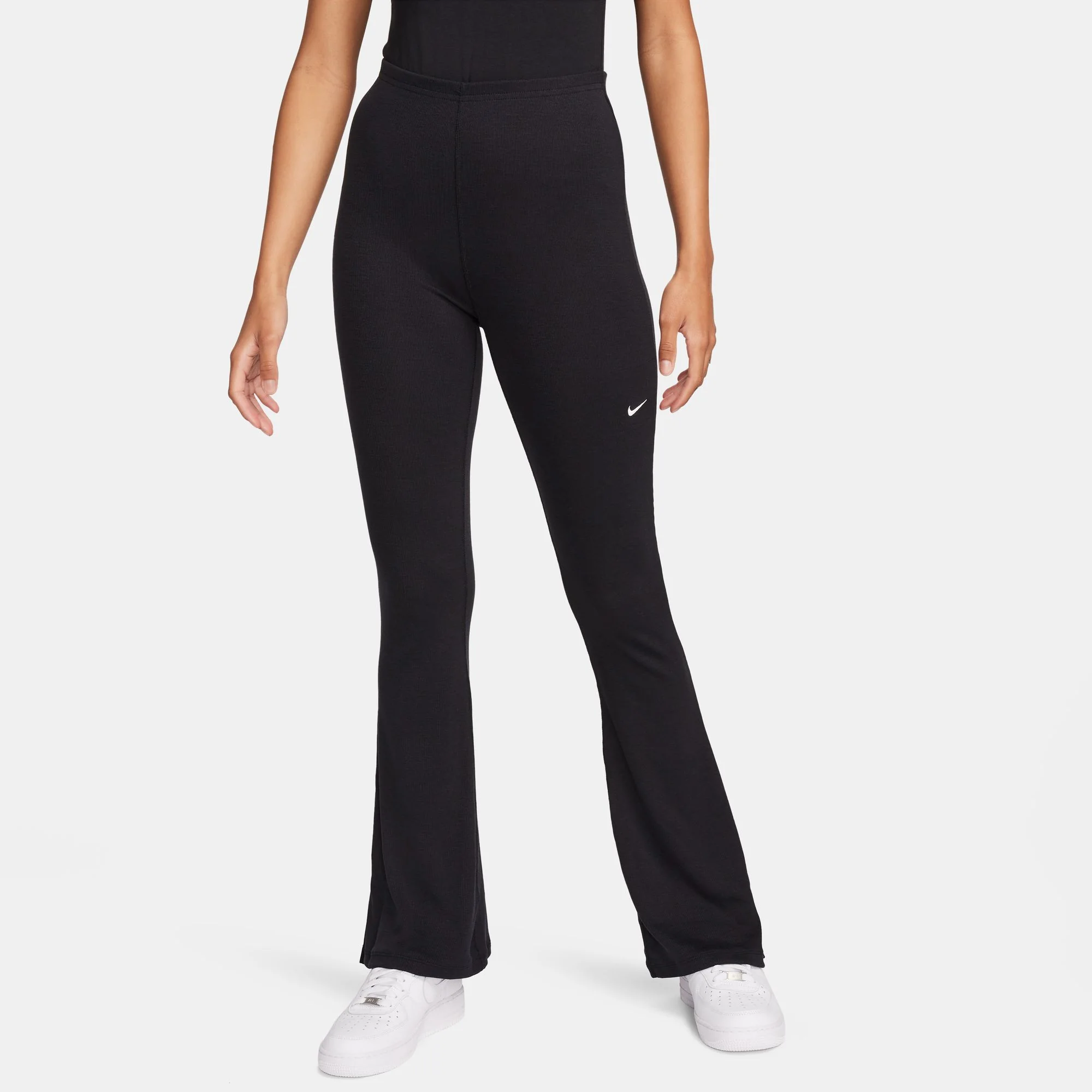 Nike Sportswear Womens Flared Leggings - Image 2