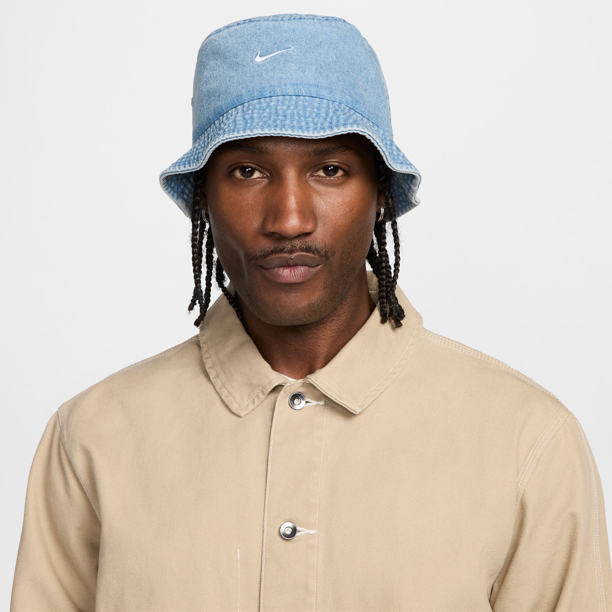 Nike Denim Bucket Hat - Image 2