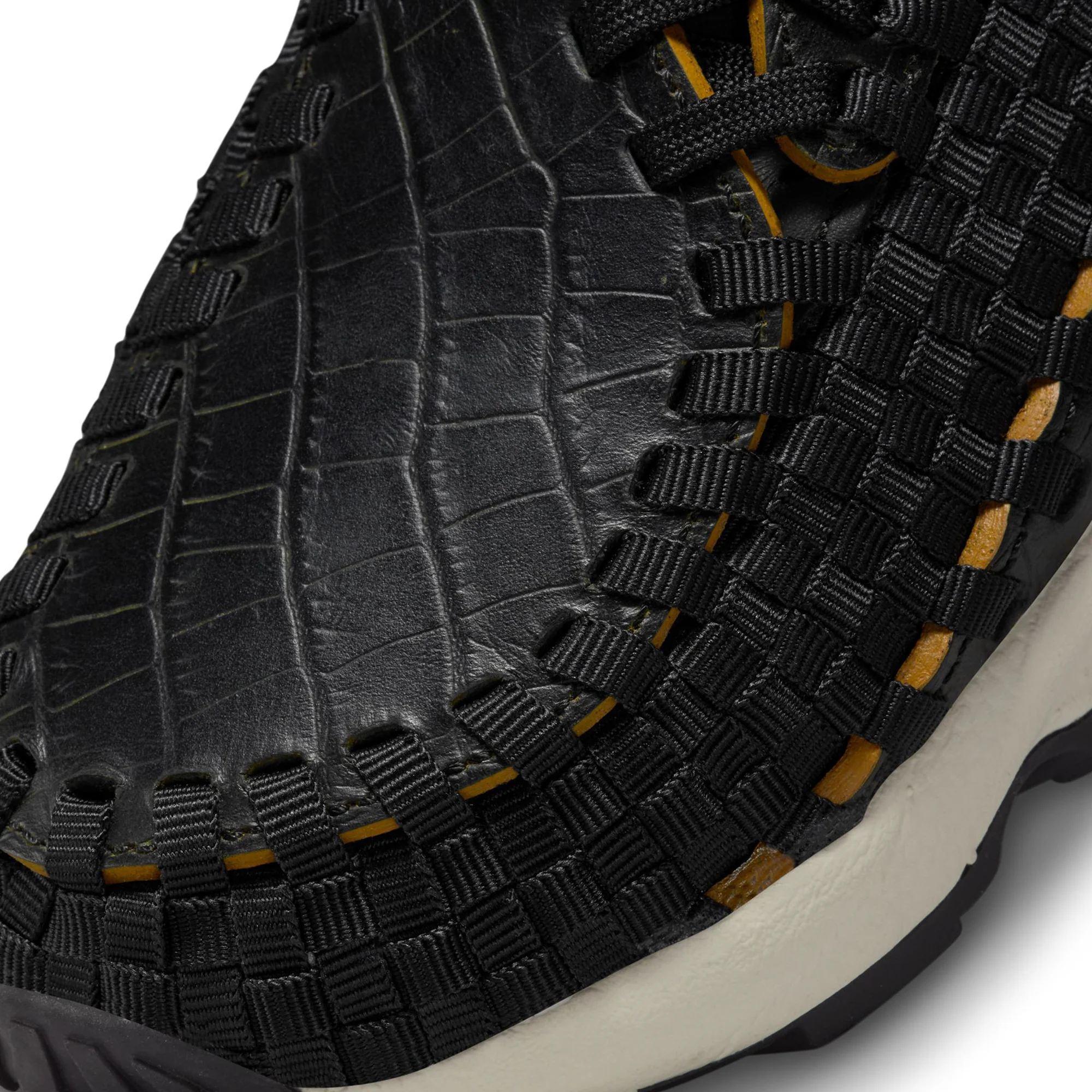 Nike Womens Air Footscape Woven PRM Shoes - Image 4