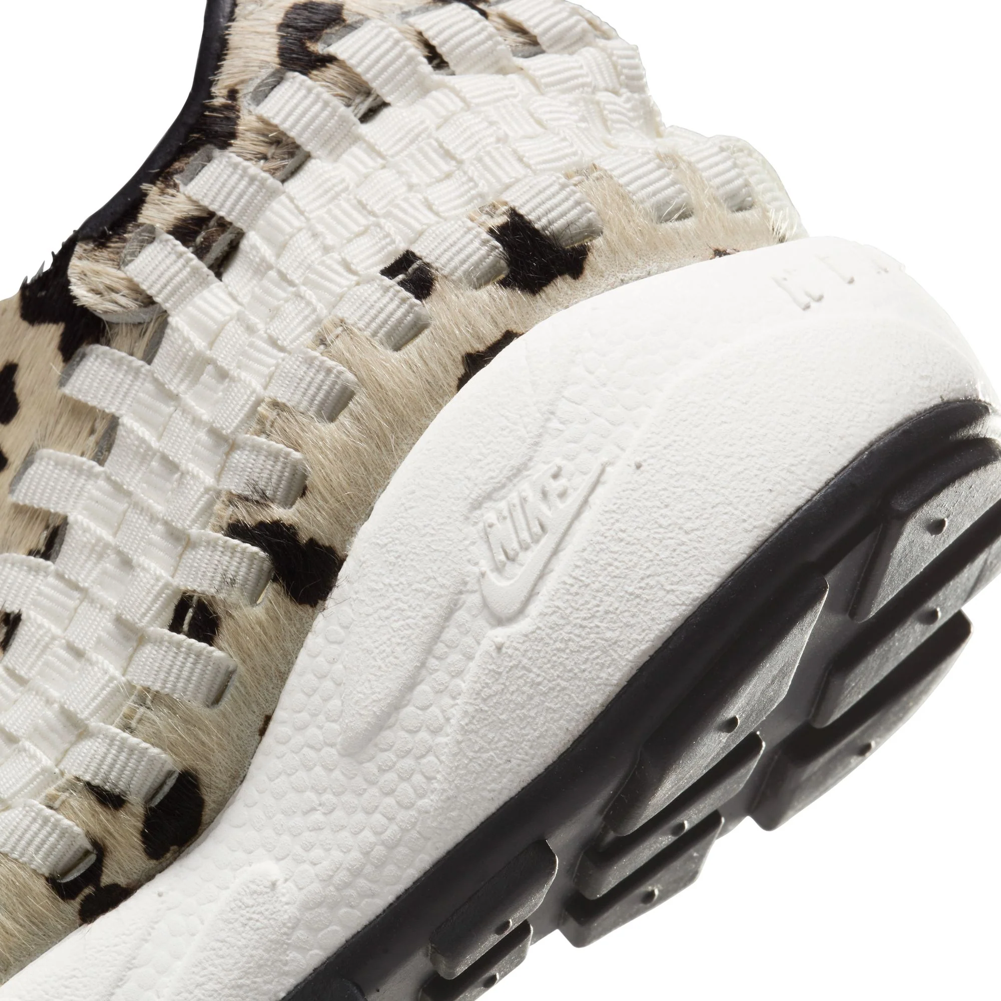 Nike Womens Air Footscape Woven Shoes - Image 4