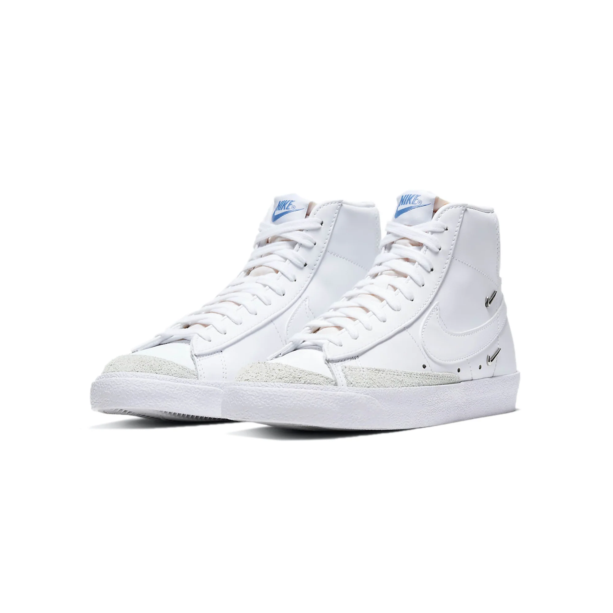 Nike Women Blazer Mid '77 SE Shoe - Image 2