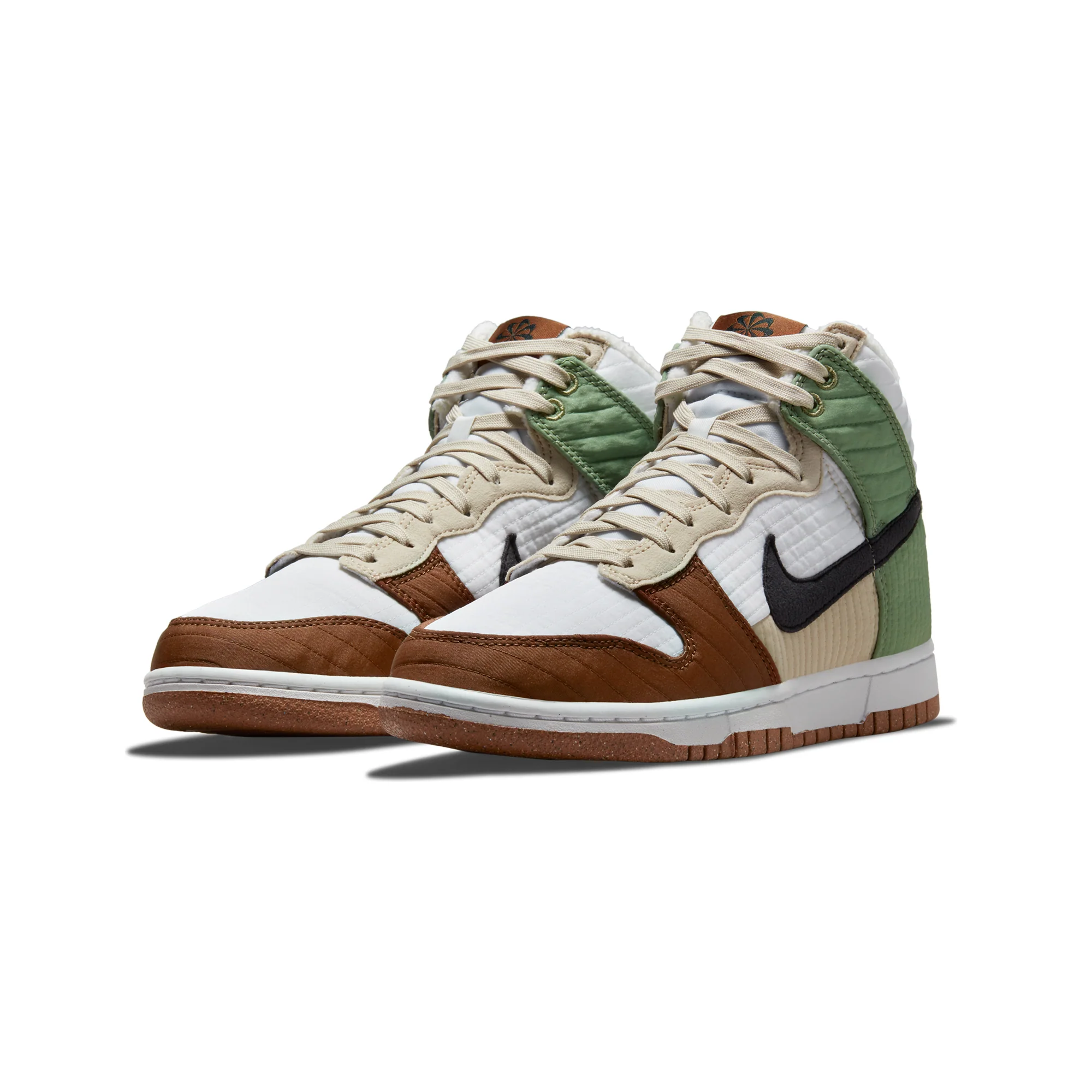 Nike Womens Dunk High LX Shoes 'Summit White/Black' - Image 2