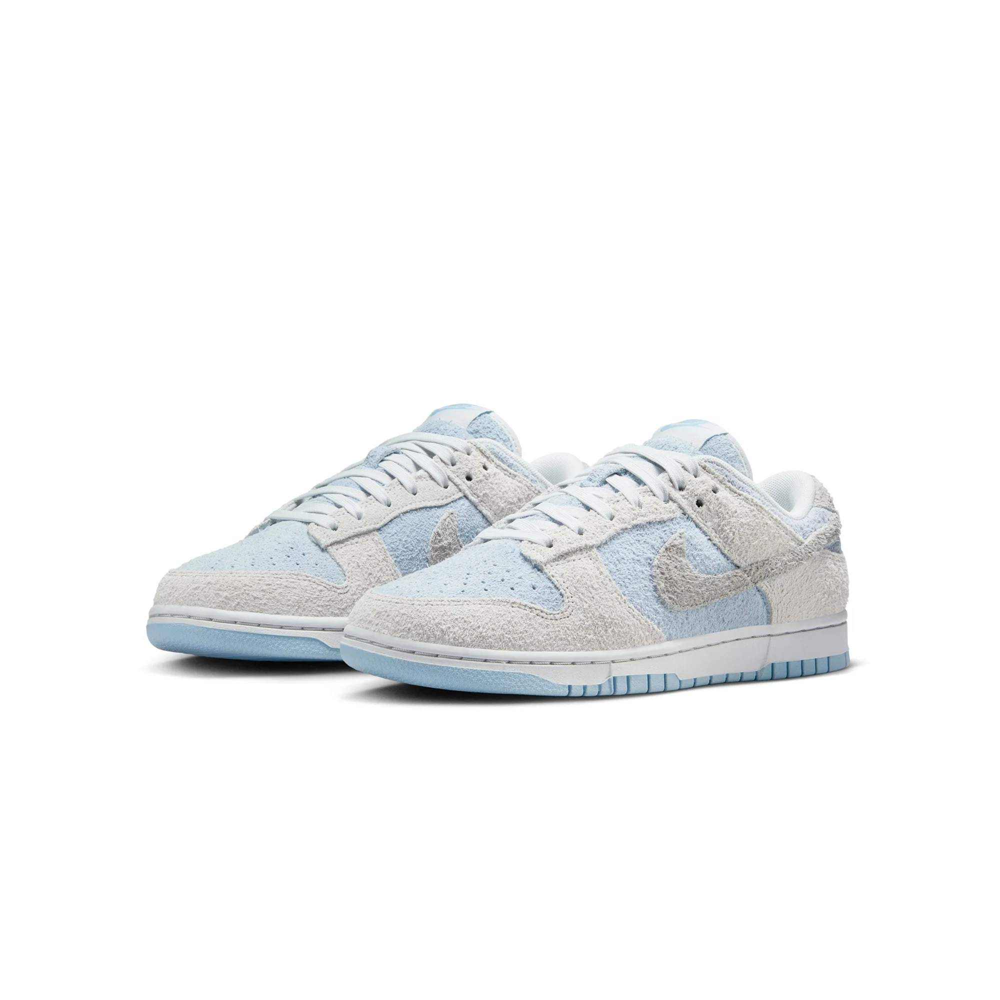 Nike Womens Dunk Low Shoes - Image 2