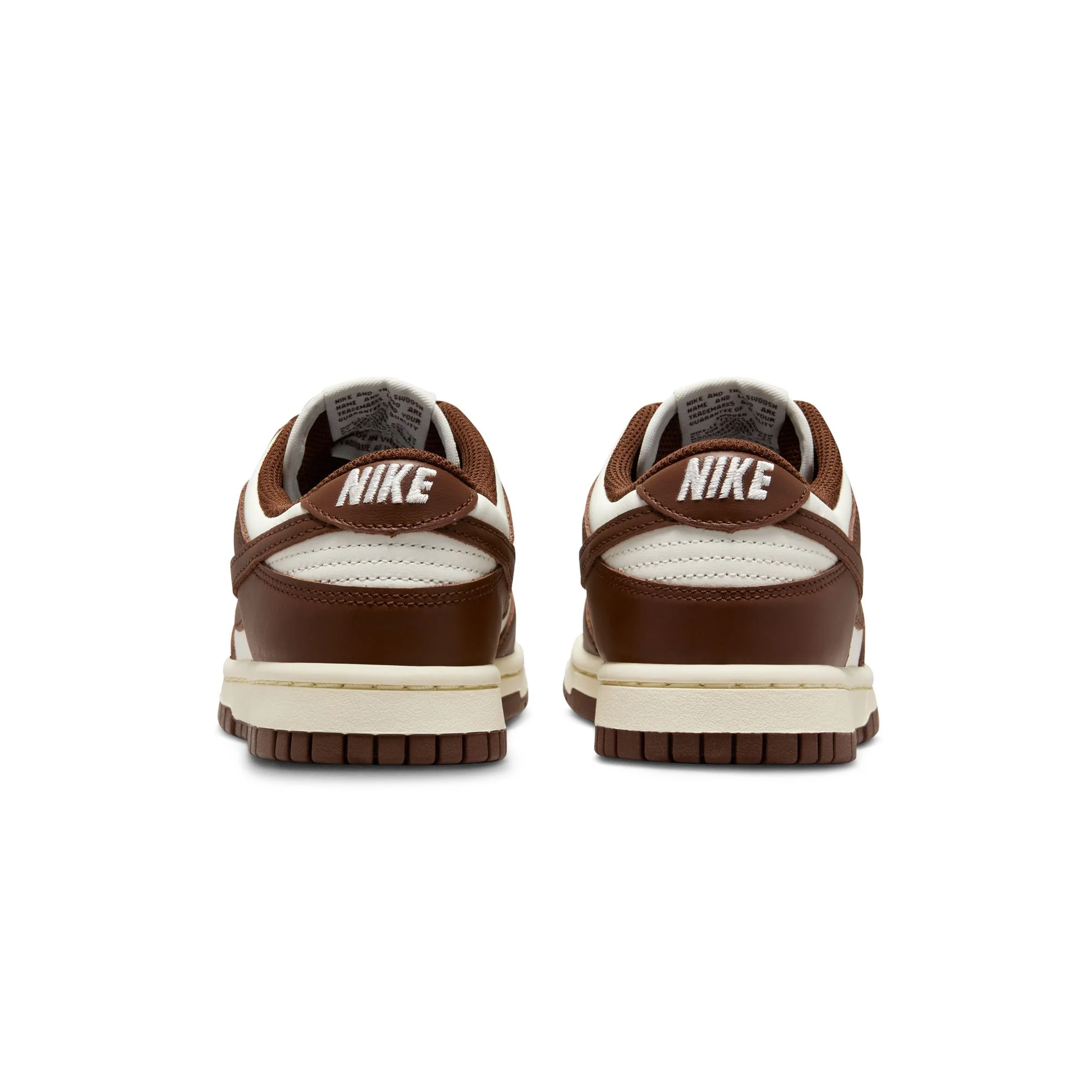 Nike Womens Dunk Low Shoes - Image 3