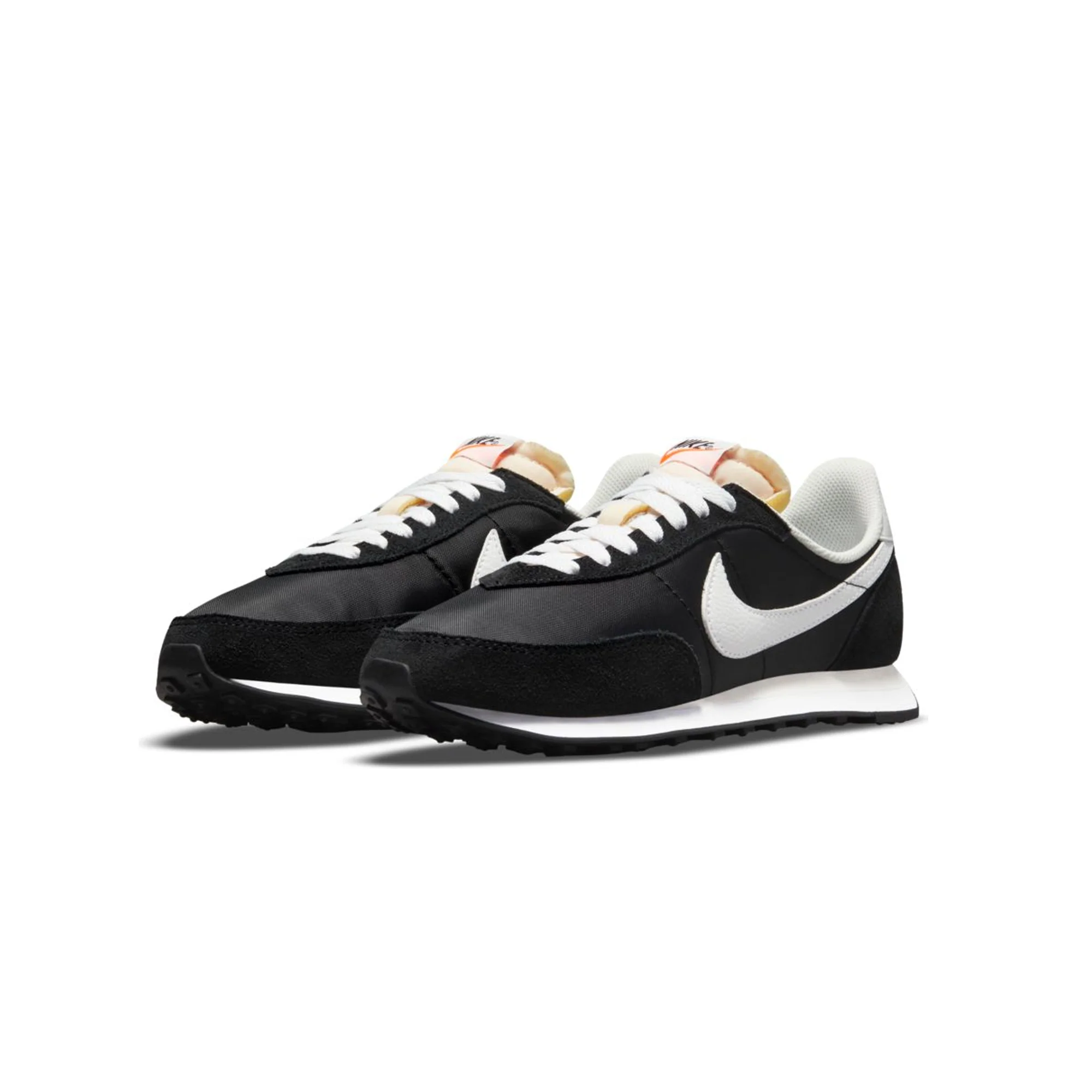 Nike Womens Waffle Trainer 2 Shoes 'Black/White/Sail' - Image 2
