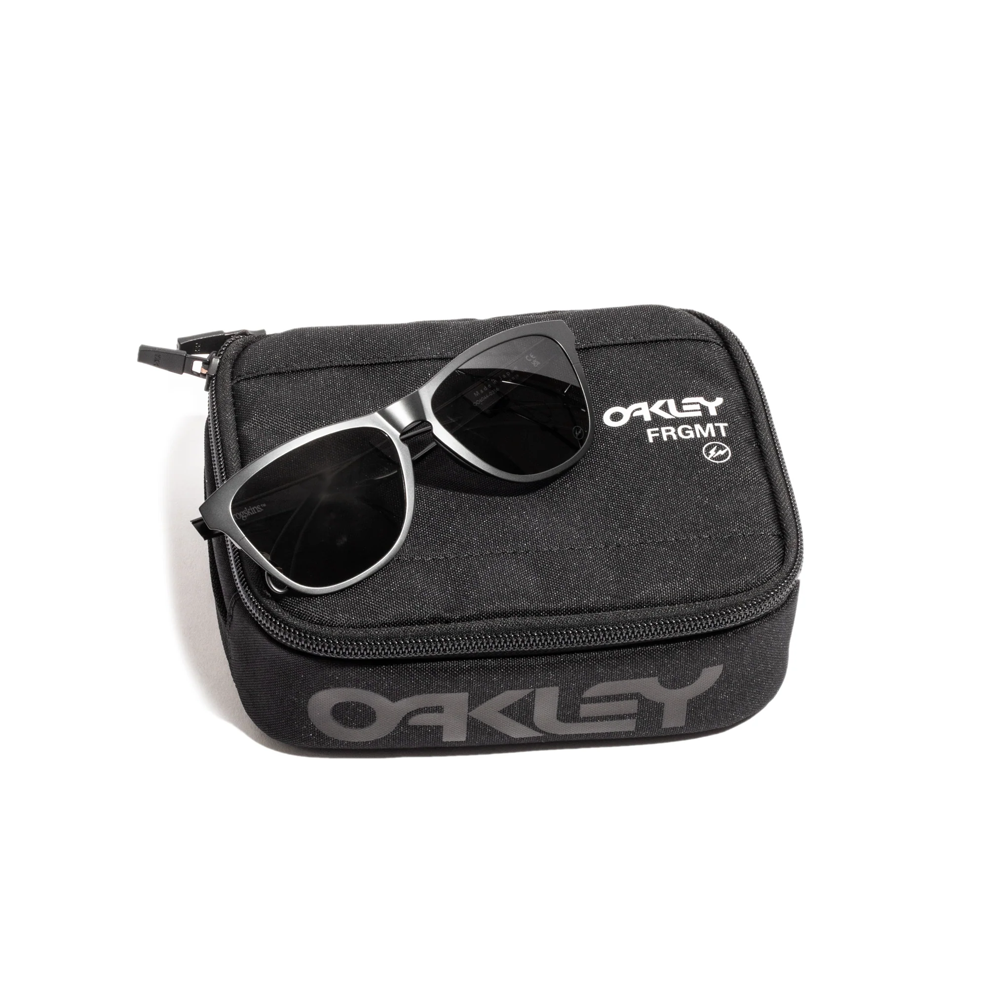 Oakley x Fragment Frogskins Sunglasses Bundle - Image 5