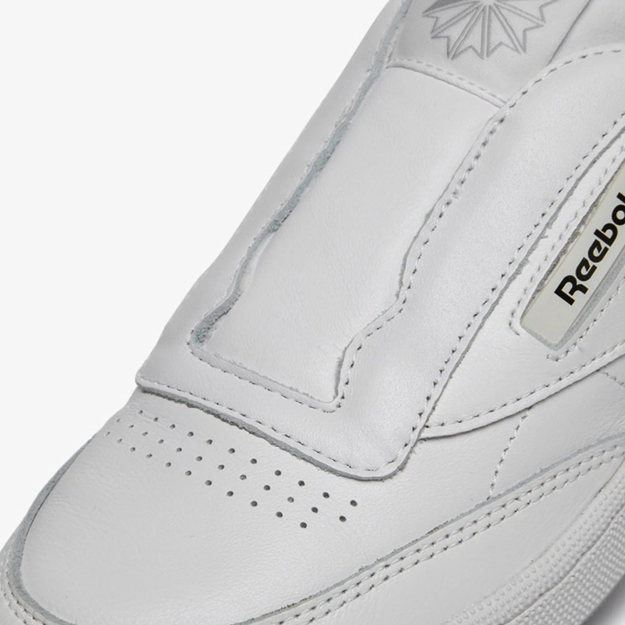 Reebok x Beams Mens Club C Laceless Mule Shoes 'Ftwr White/Cold Grey' - Image 4